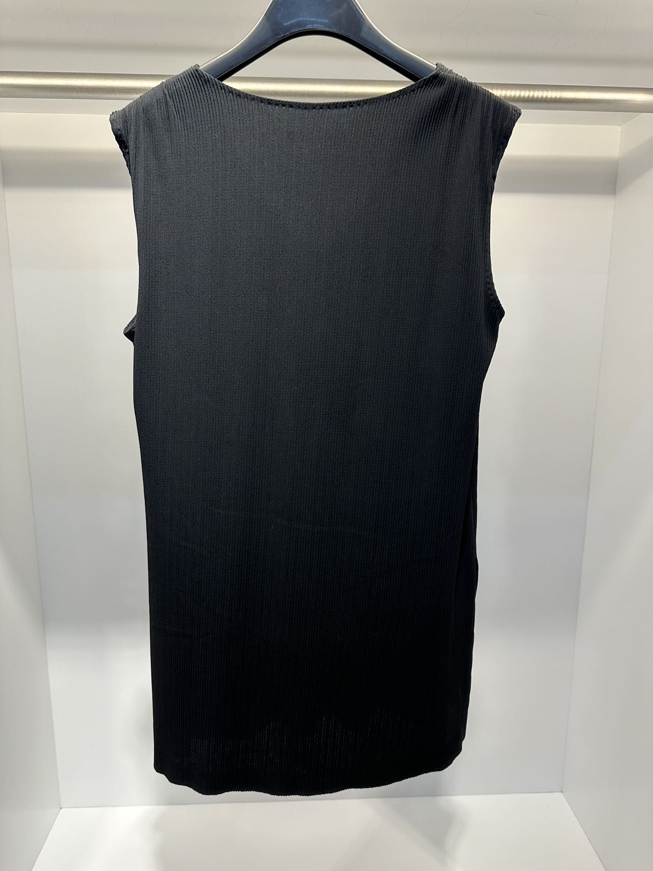 Max Mara V-neck Vest In Black