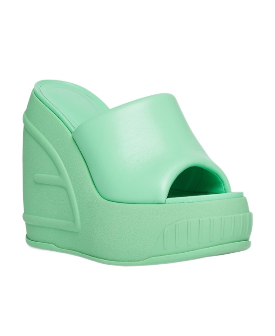 FENDI FENDI FF LOGO EMBOSSED PLATFORM SLIDES 