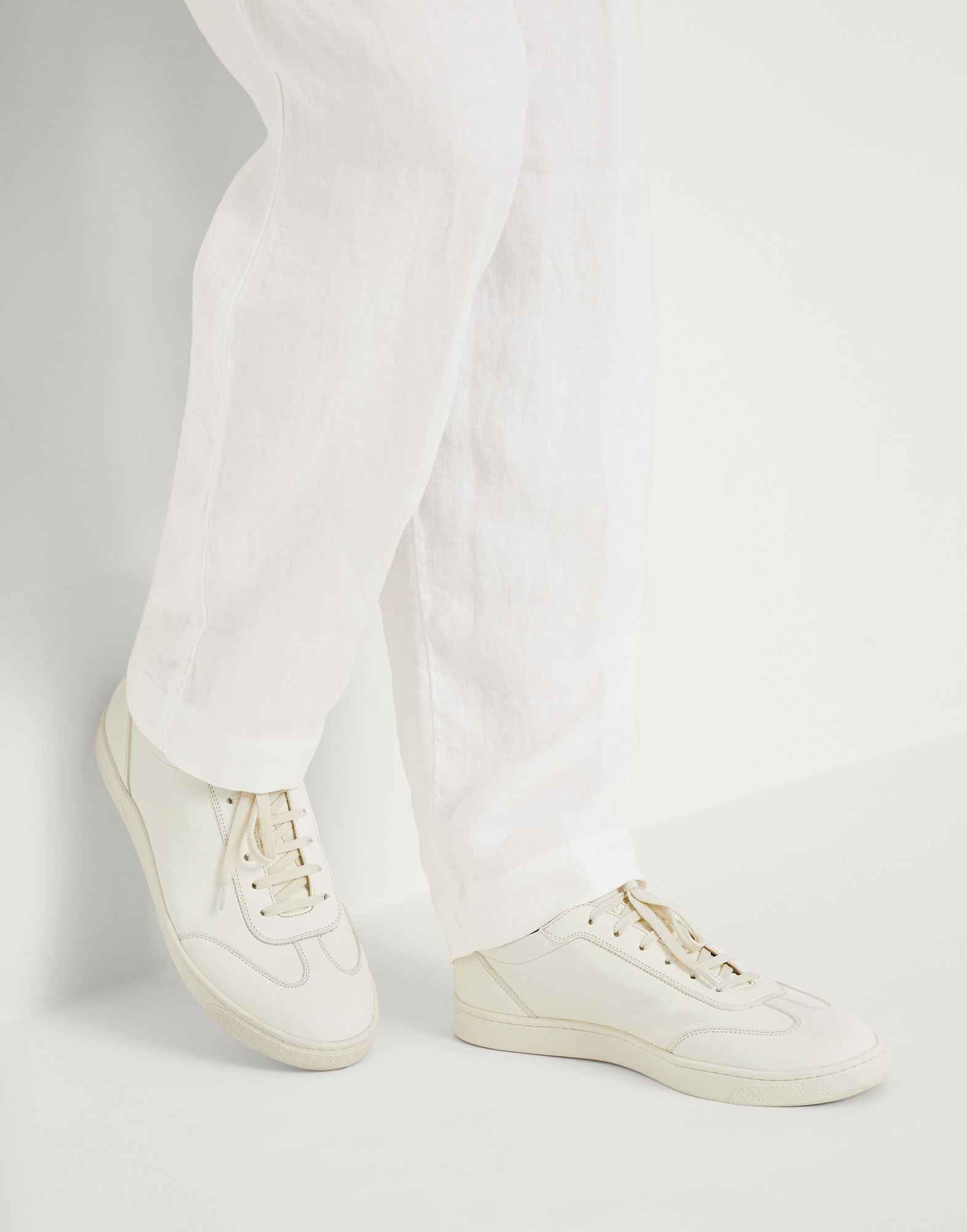 Brunello Cucinelli Essential Leather Sneakers In White