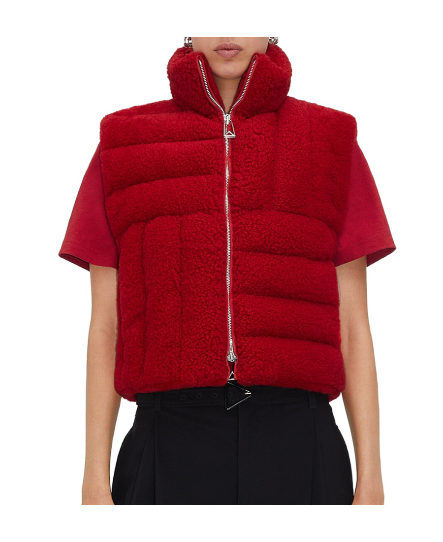Bottega Veneta Quilted-finish Sleeveless Jacket In Red