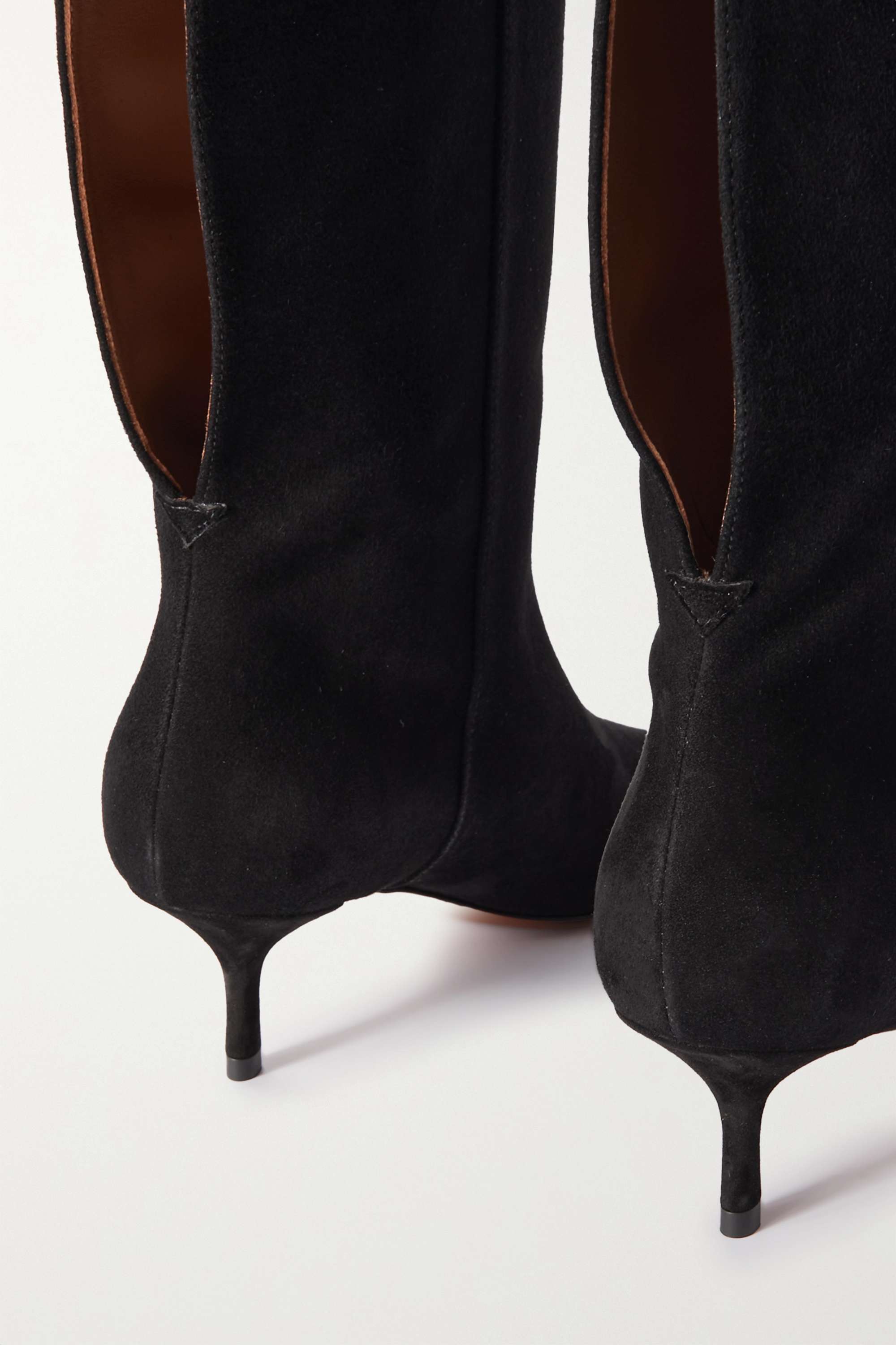 Alaïa Digging And Cutting Detail Boots In Black