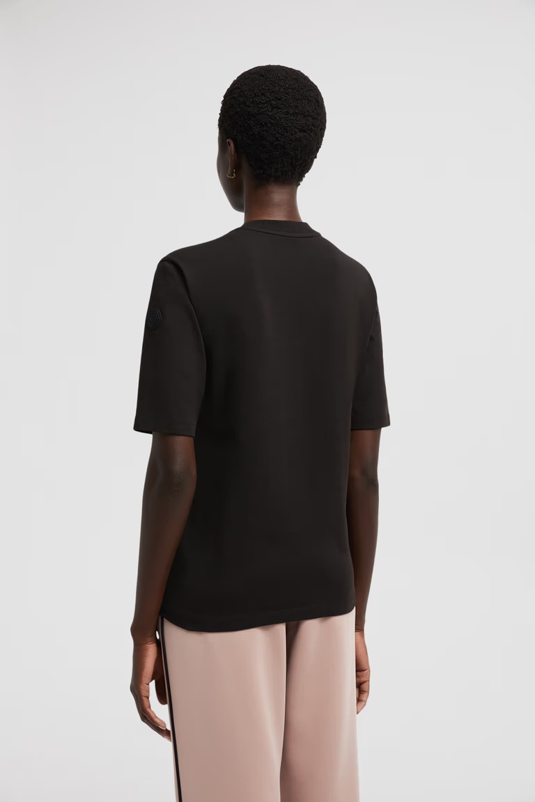 Moncler Logo T-shirt In Black