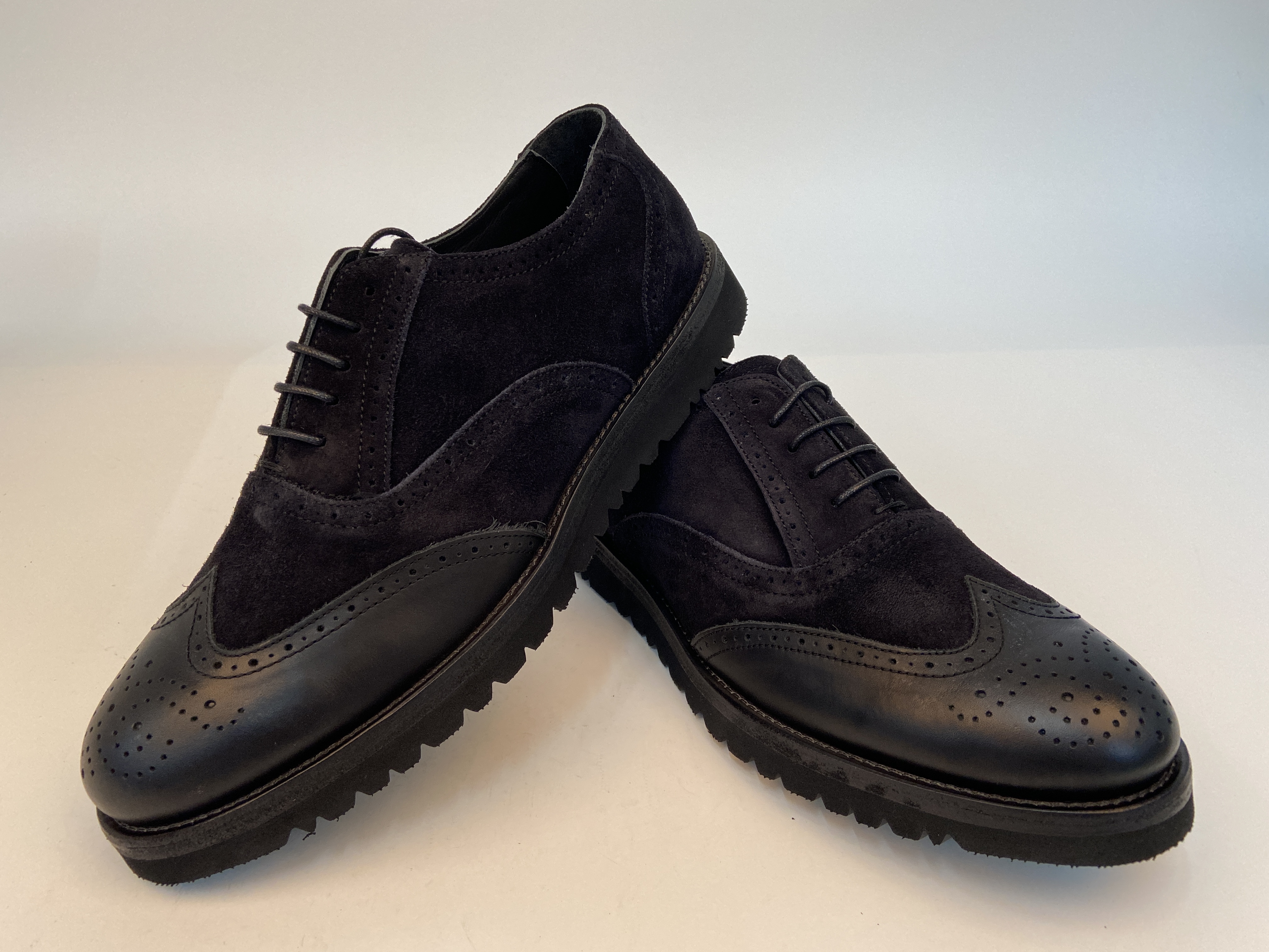 Emporio Armani Logo Business Casual Shoes In Black