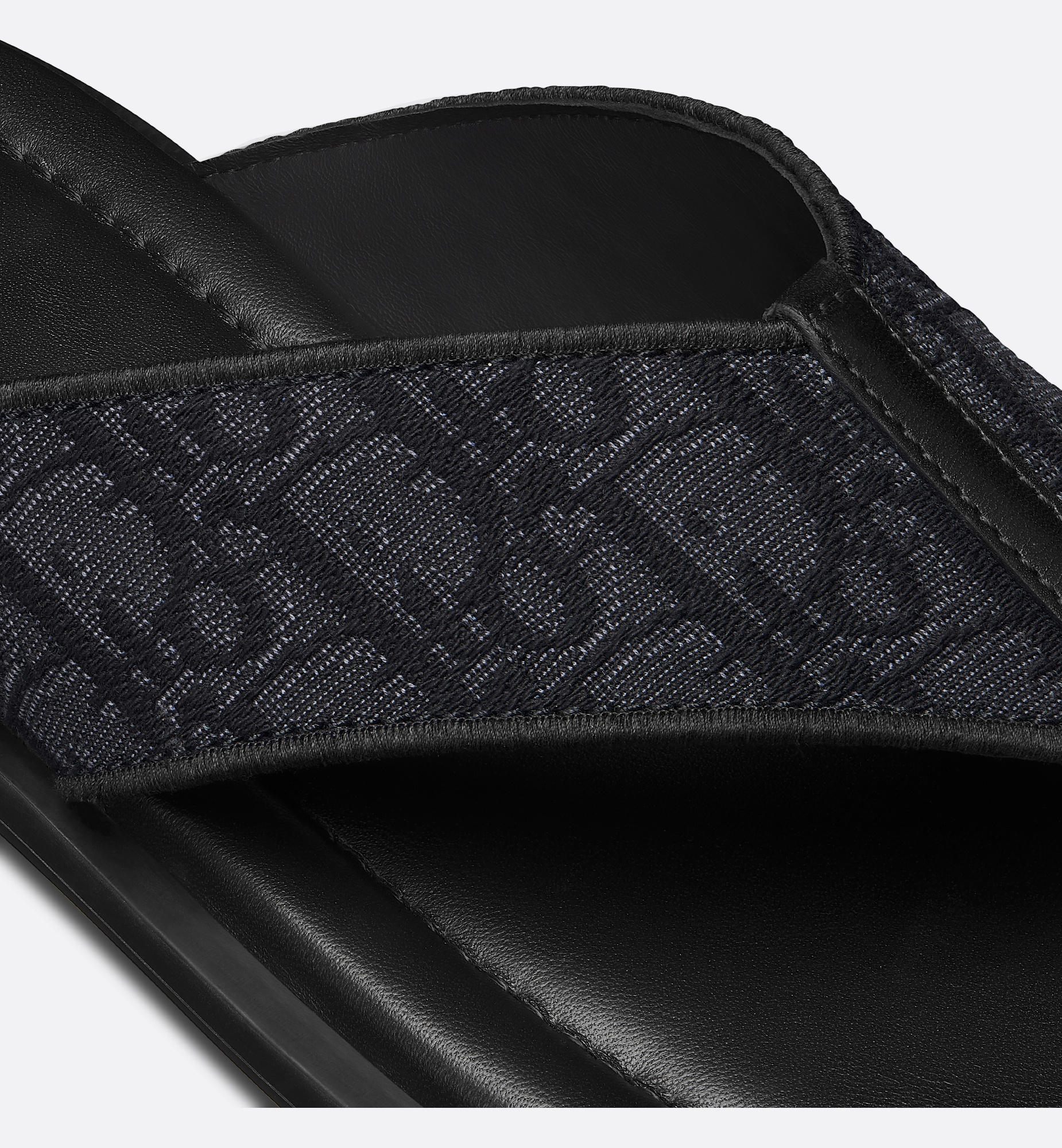 Dior Alias Thong Sandal In Black