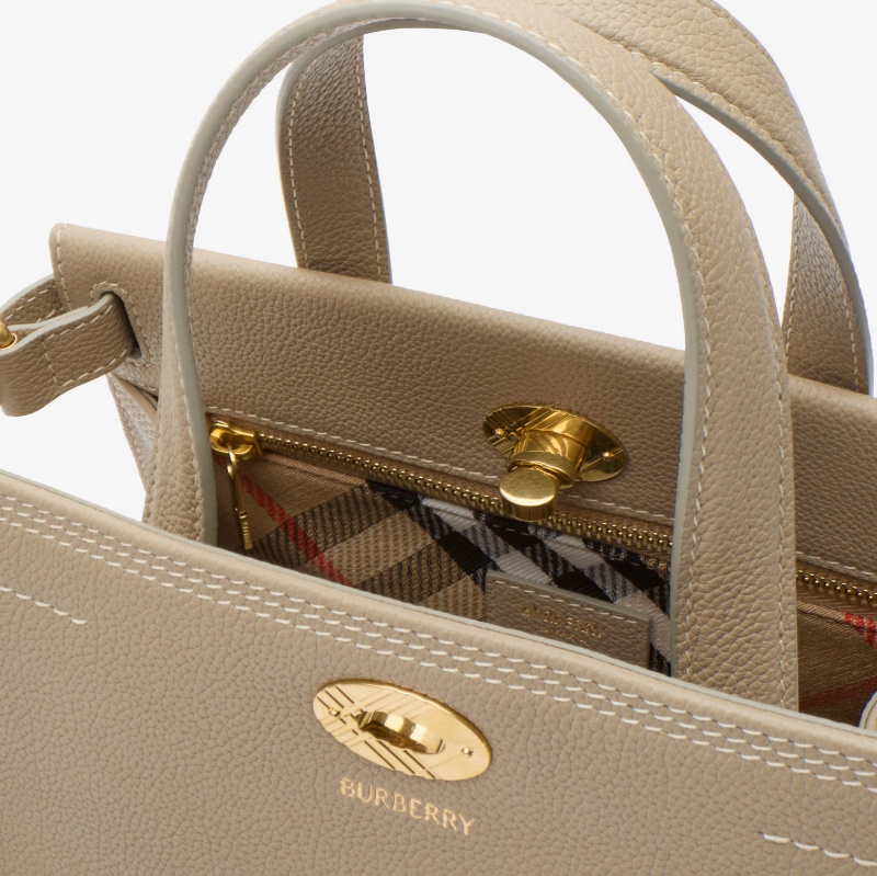 Burberry Cotswolds Grainy Leather Tote Bag