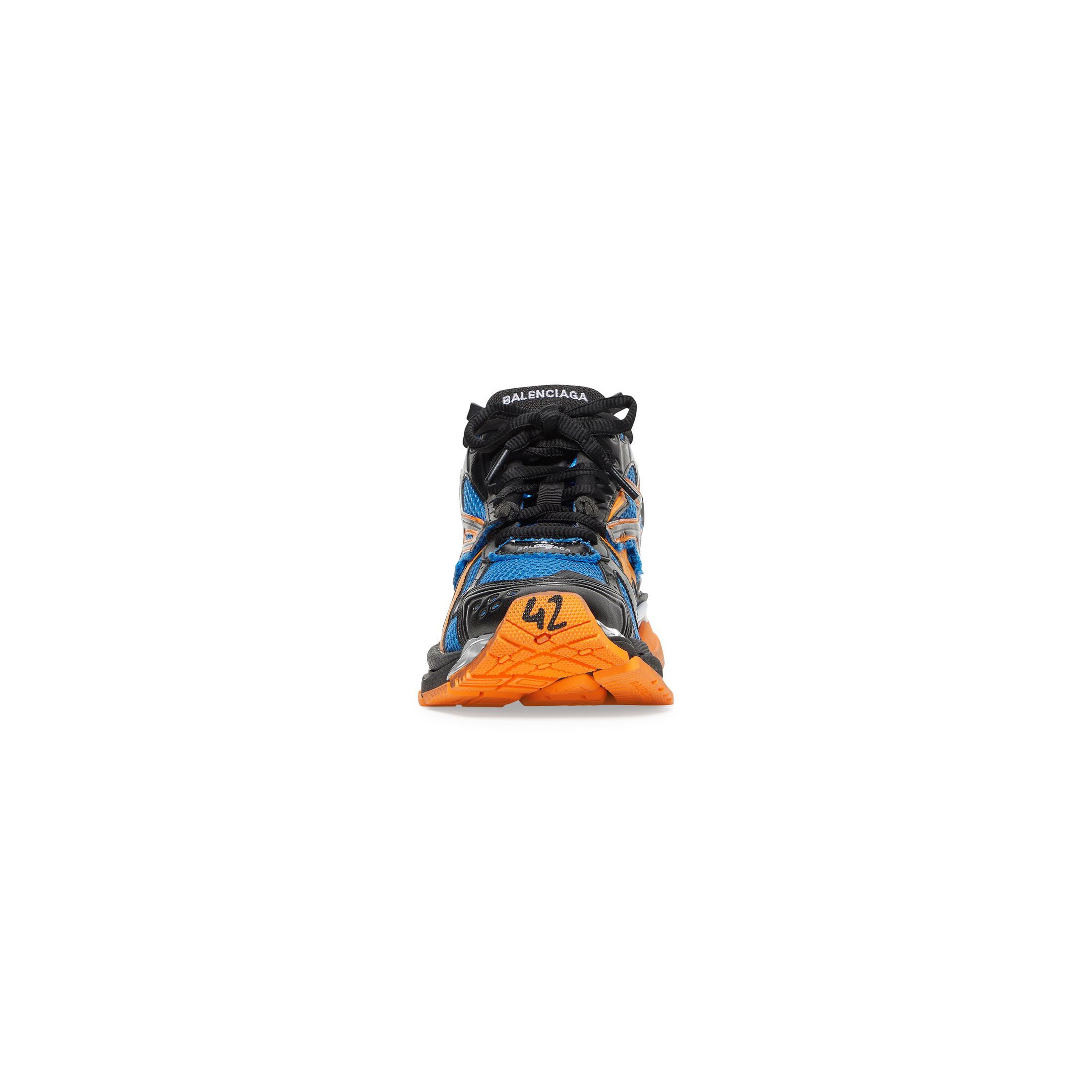 Shop Balenciaga Sneakers Runner Da Uomo In Blu In Black