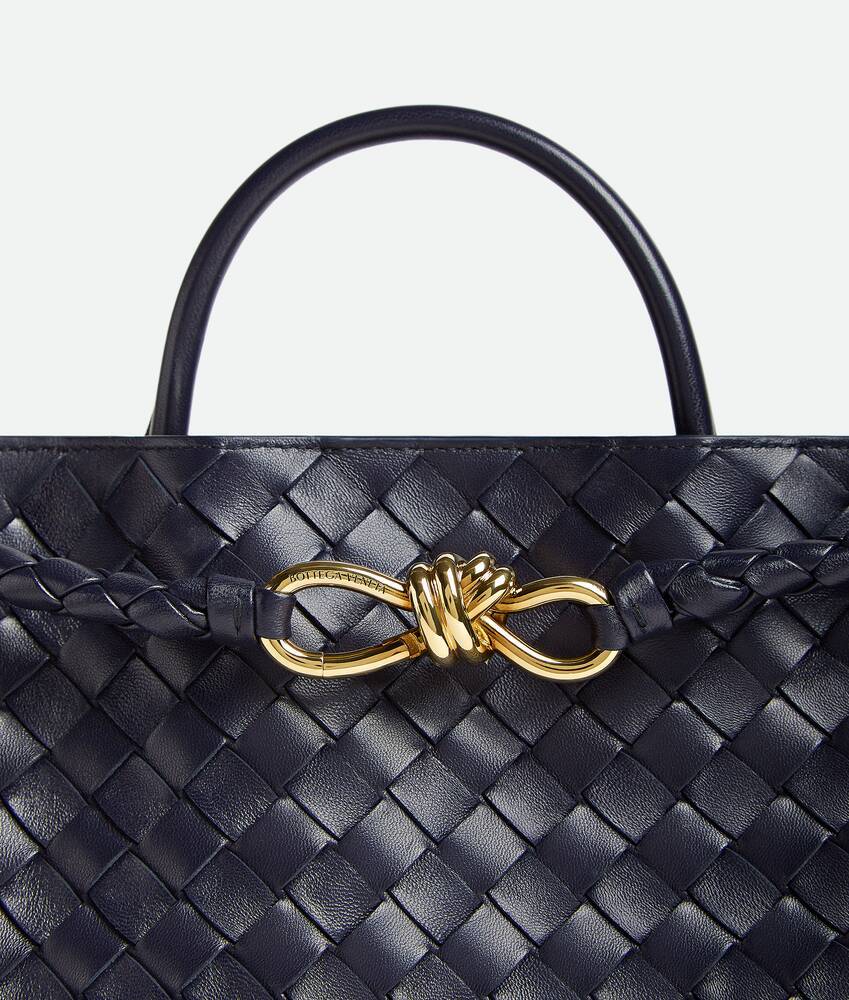 Bottega Veneta Medium Andiamo Intrecciato Shoulder Bag In Black