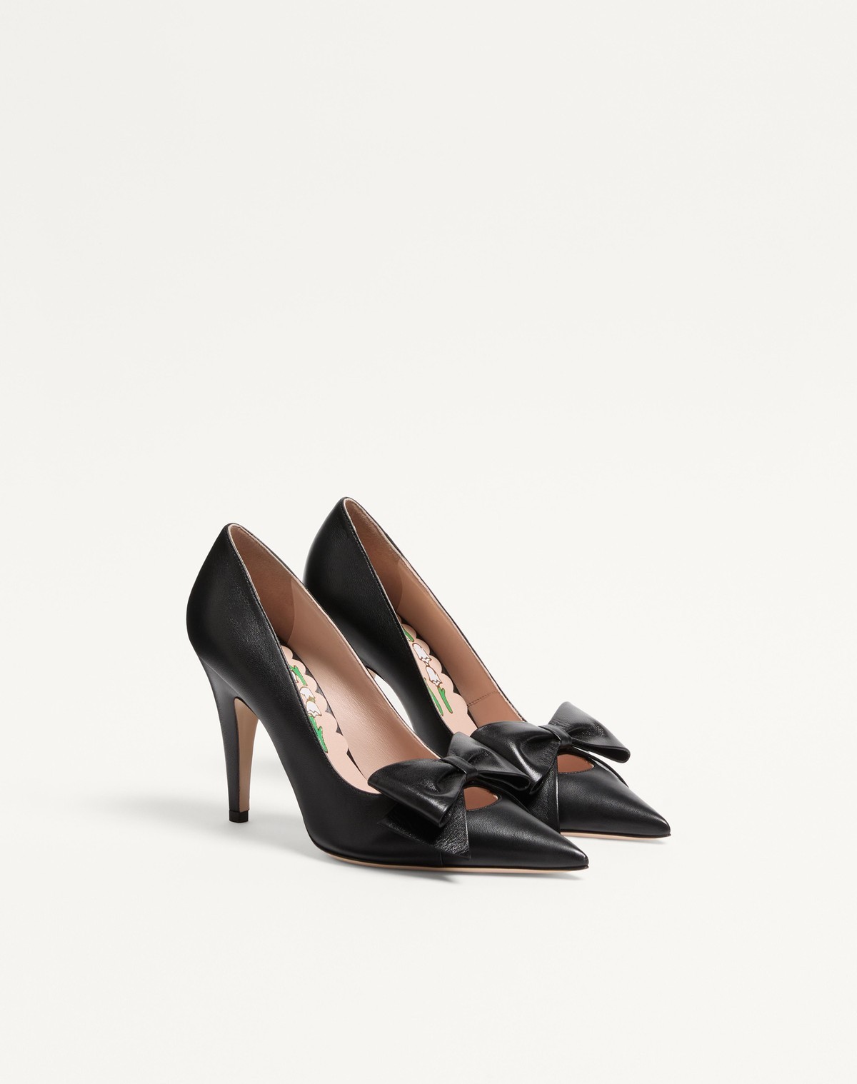 Valentino Garavani Bowow Pump In Kidskin 100mm Woman Black 39 In Black