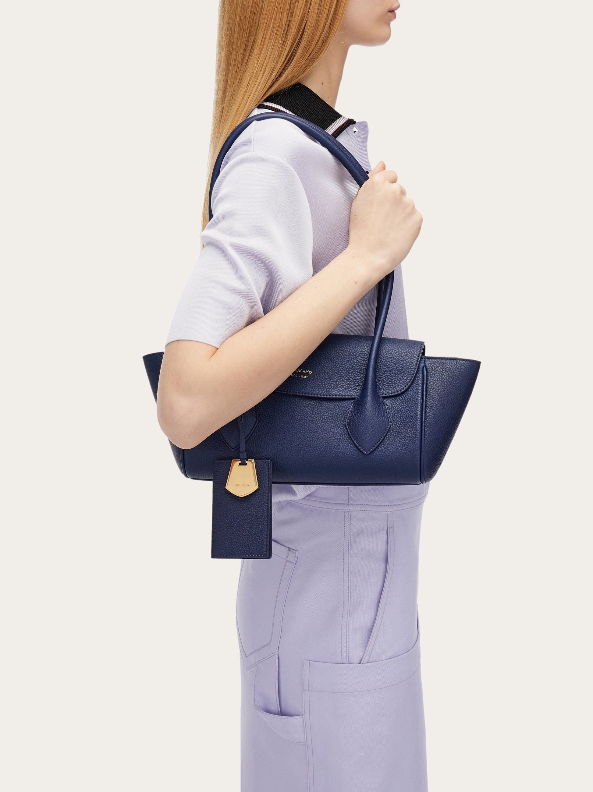 FERRAGAMO LOGO SHOULDER BAG