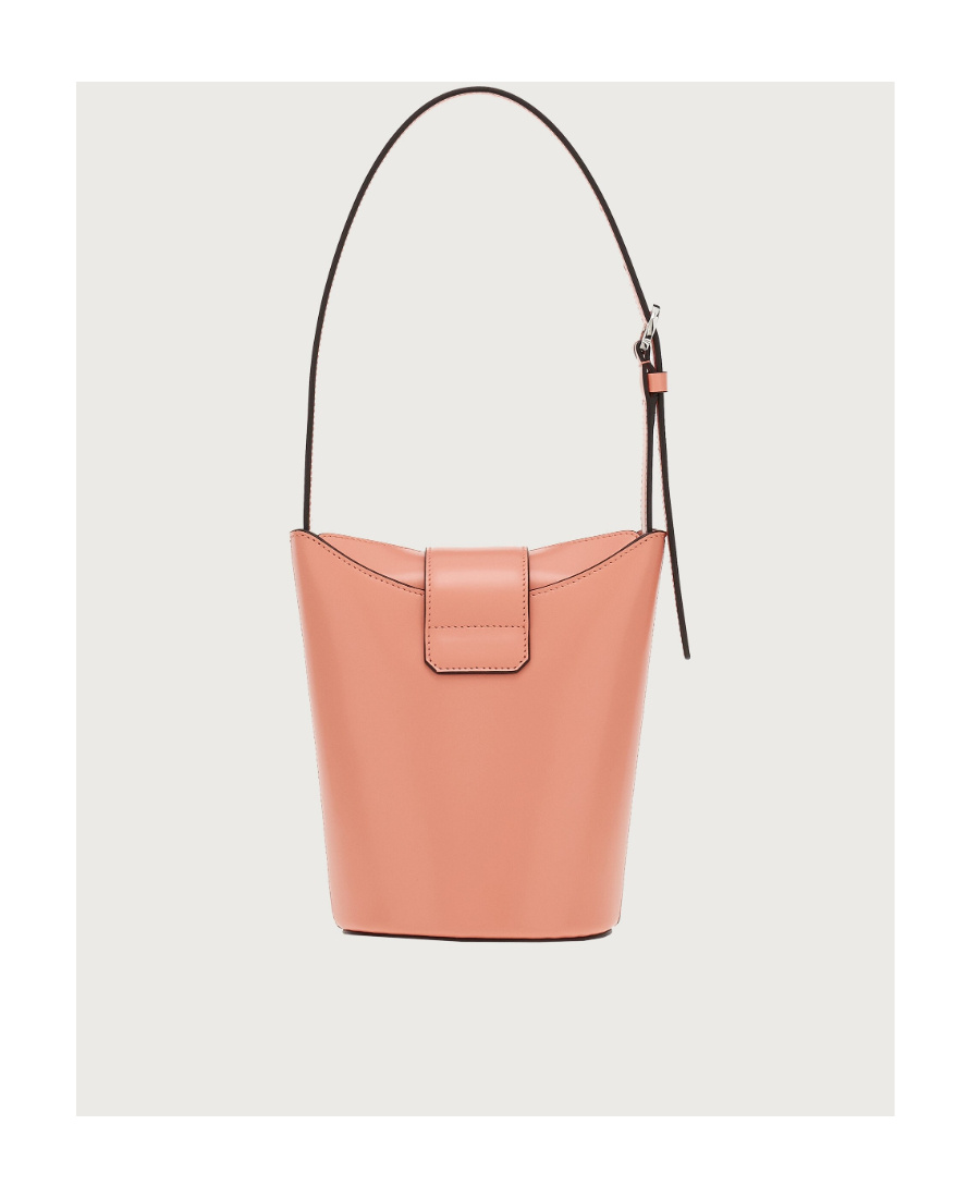 Shop Ferragamo Salvatore Trifolio Logo Engraved Shoulder Bag In Pink