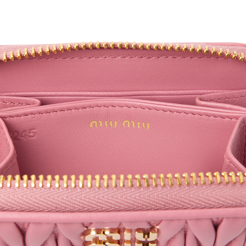 Miu Miu Matelassé Coin Purse In Pink