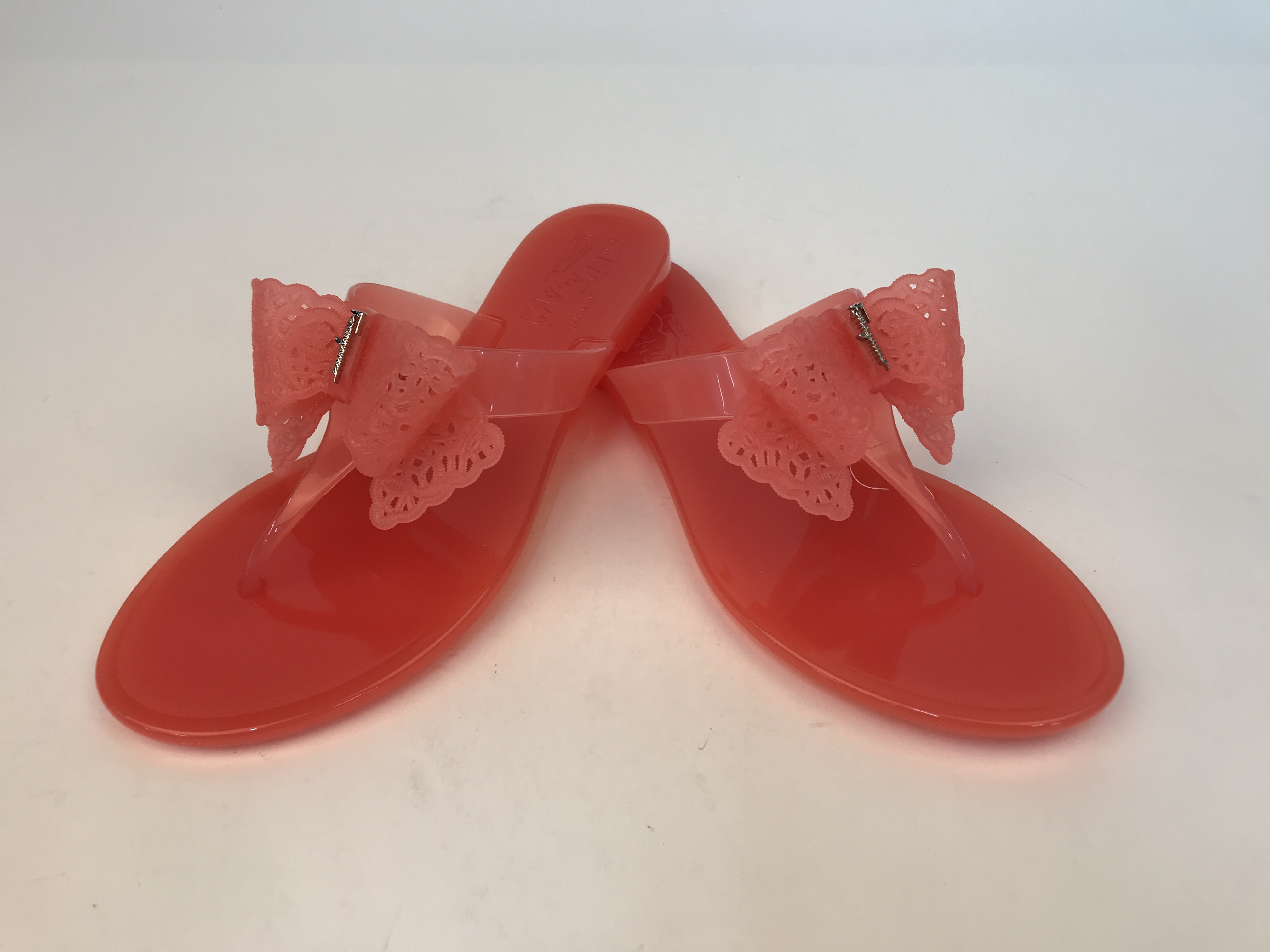 Shop Ferragamo Bow-tie Decorative Slippers In Red