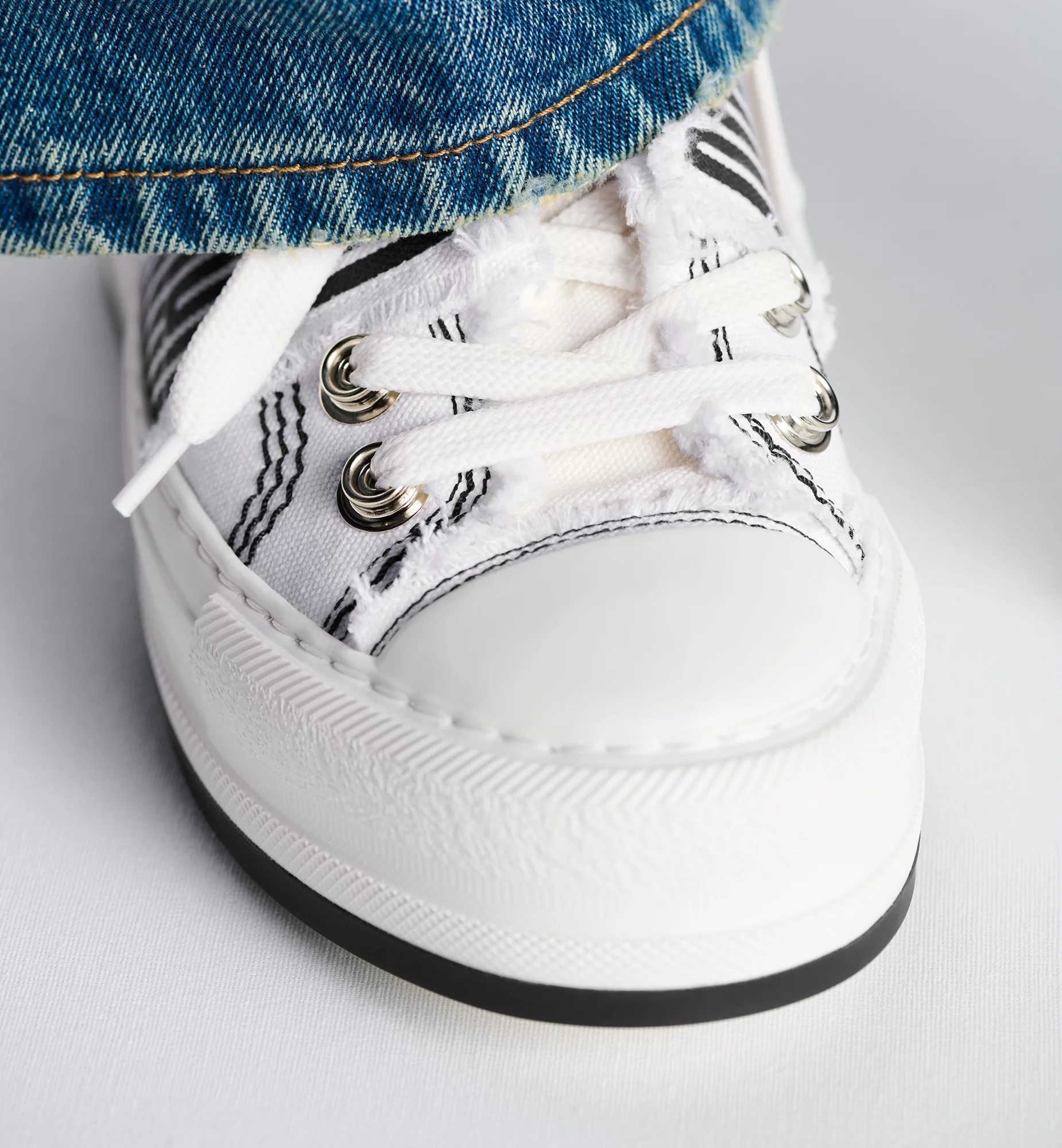 Dior Walk'n' Platform Sneaker In White
