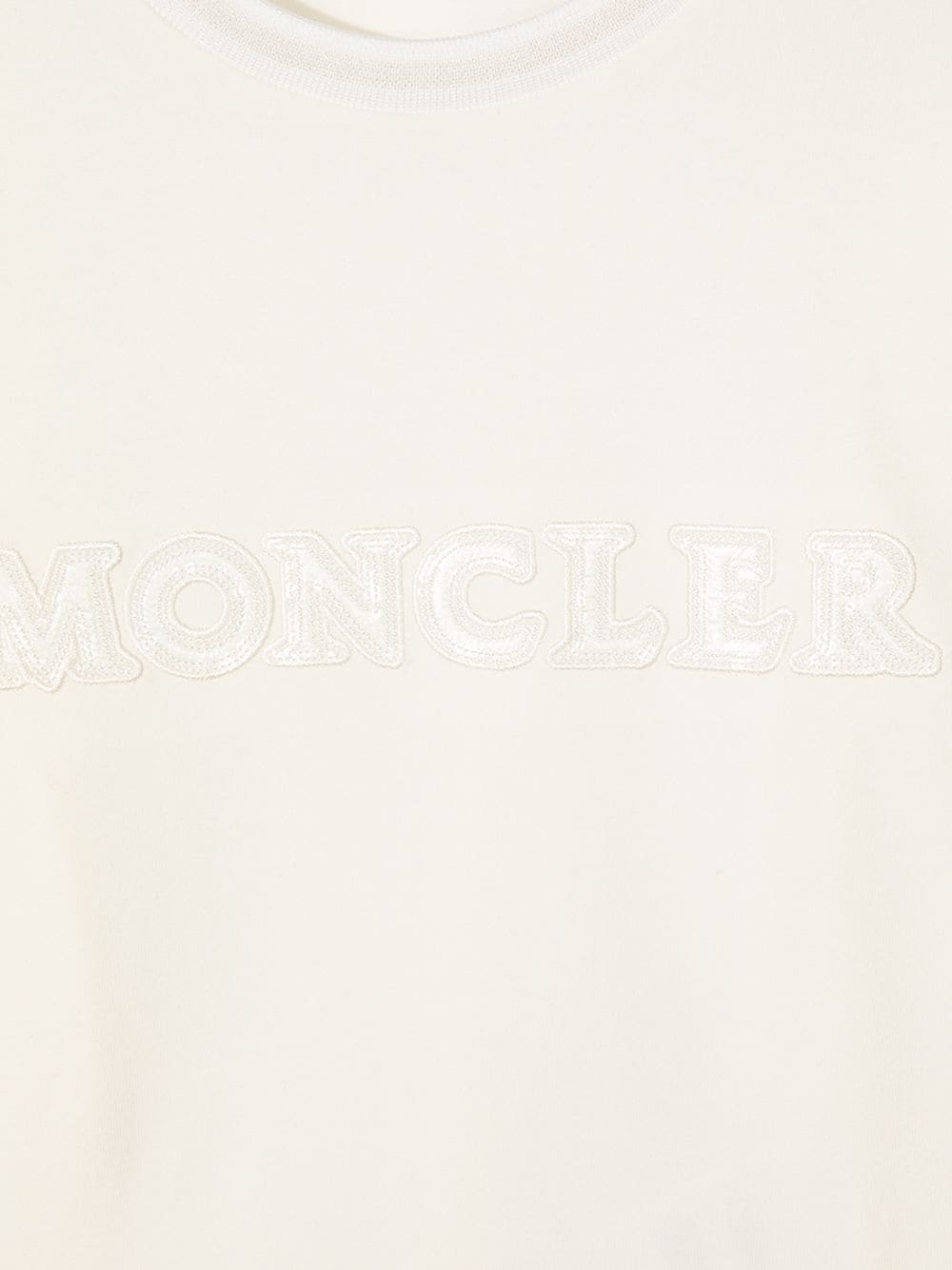 Moncler Teen Logo Patch Longsleeved T-shirt In White