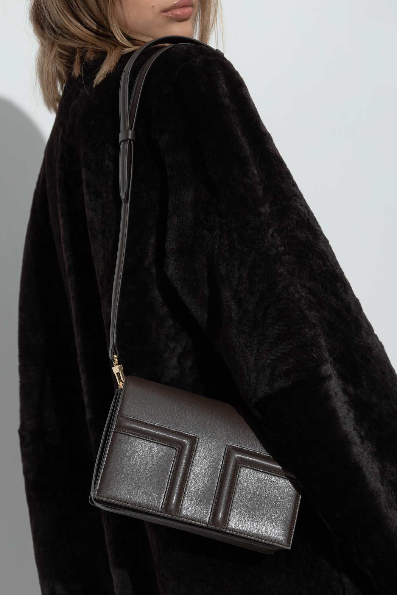 Totême Flip Shoulder Bag In Black