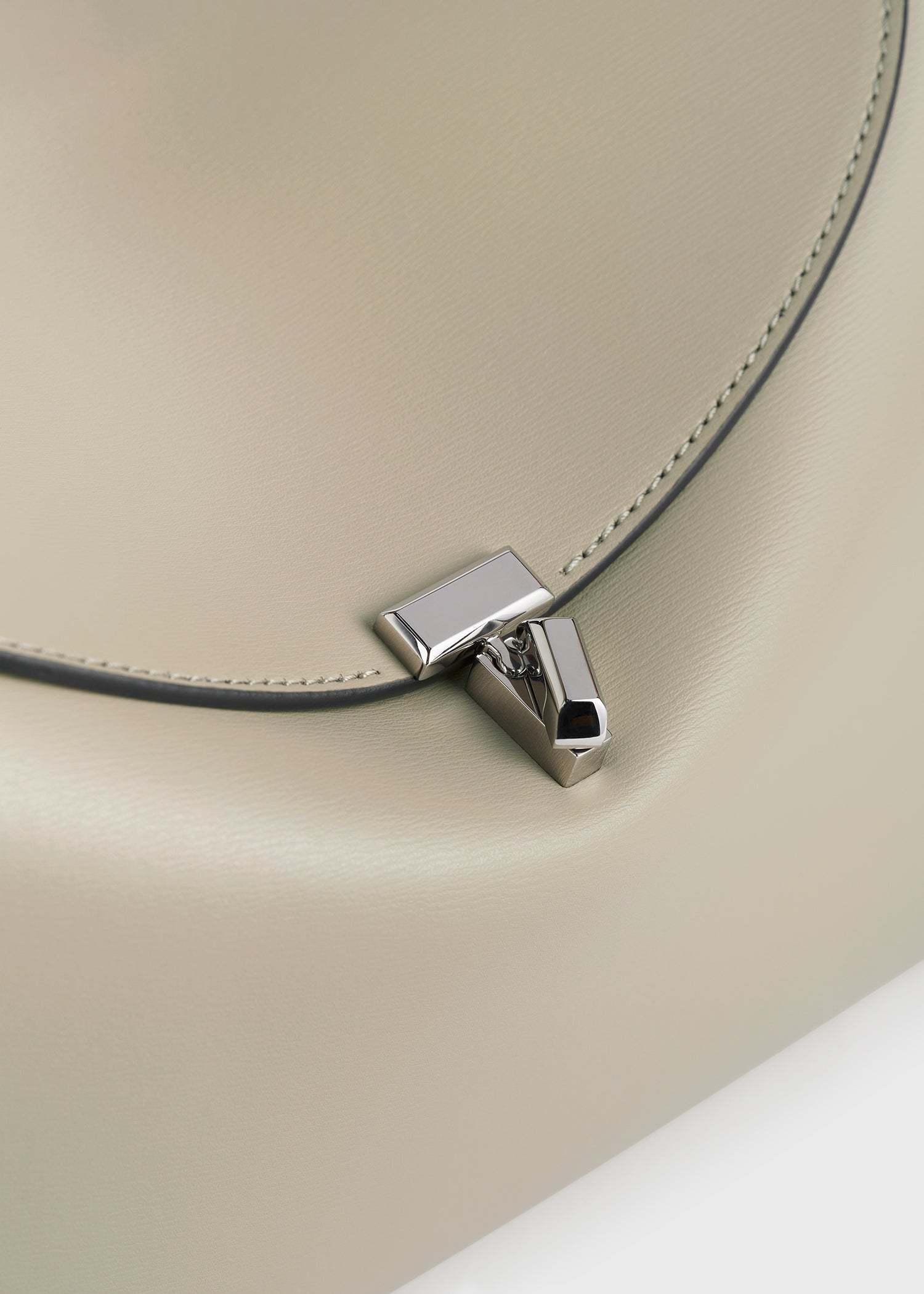 Totême T-lock Tote Bag In Nude