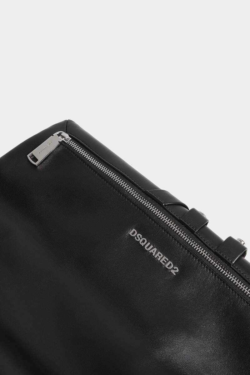Dsquared2 Allover Studs Clutch In Black
