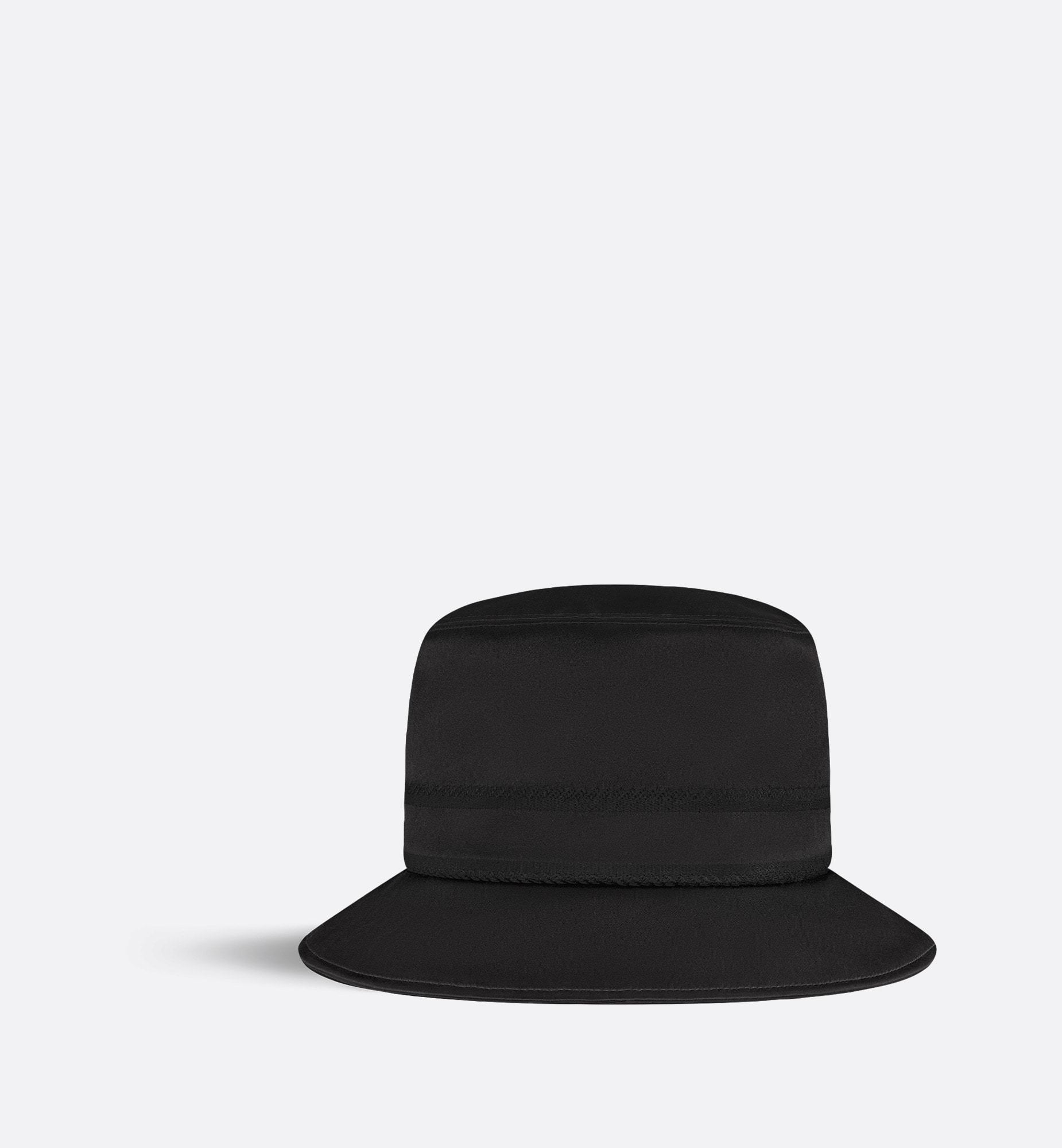 Dior Logo Hat In Black