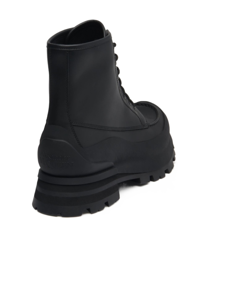 Alexander Mcqueen Alexander Mc Queen Wander Black Leather Boot In Black