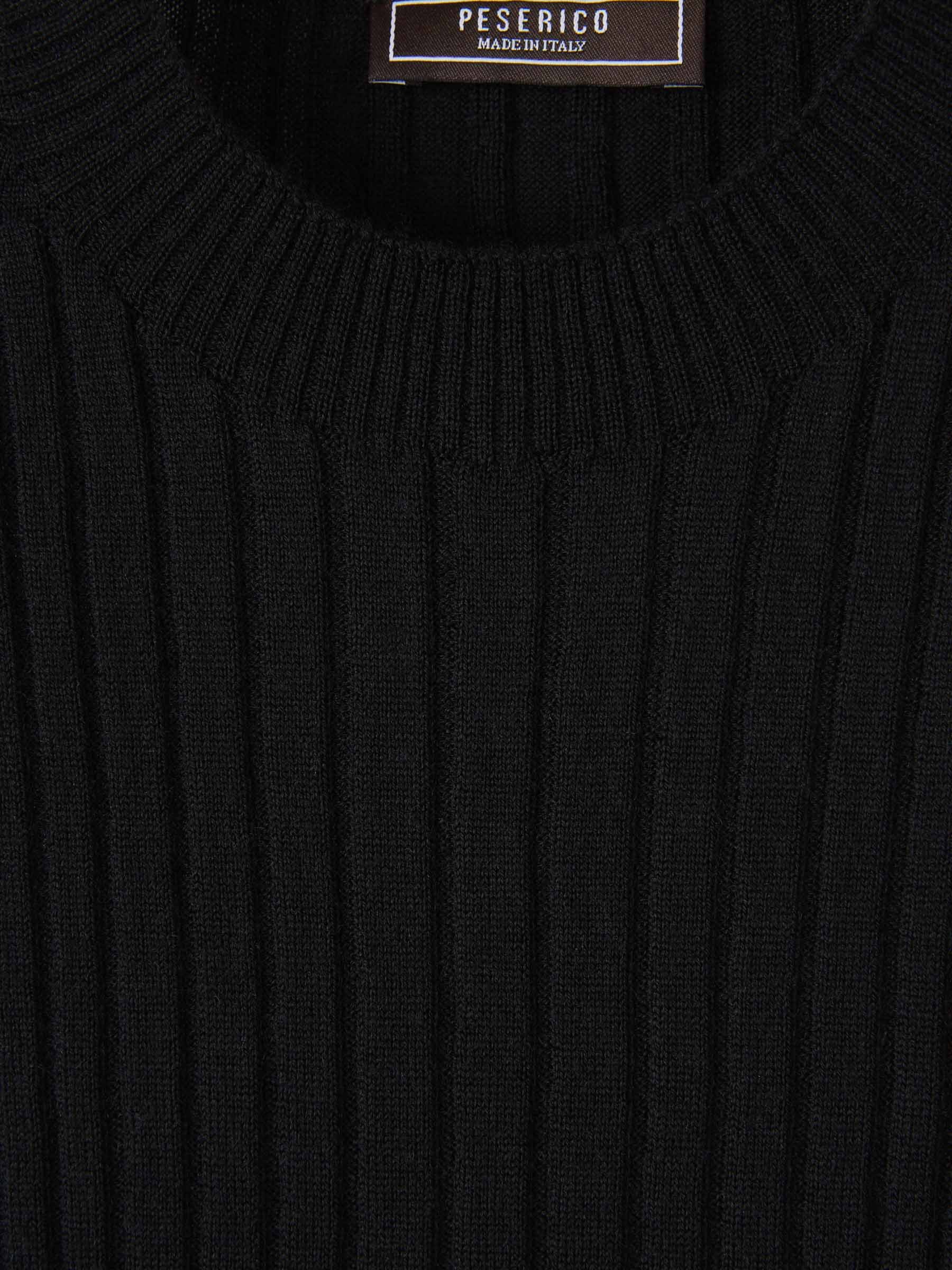 Peserico Ribbed Wool Top In Black