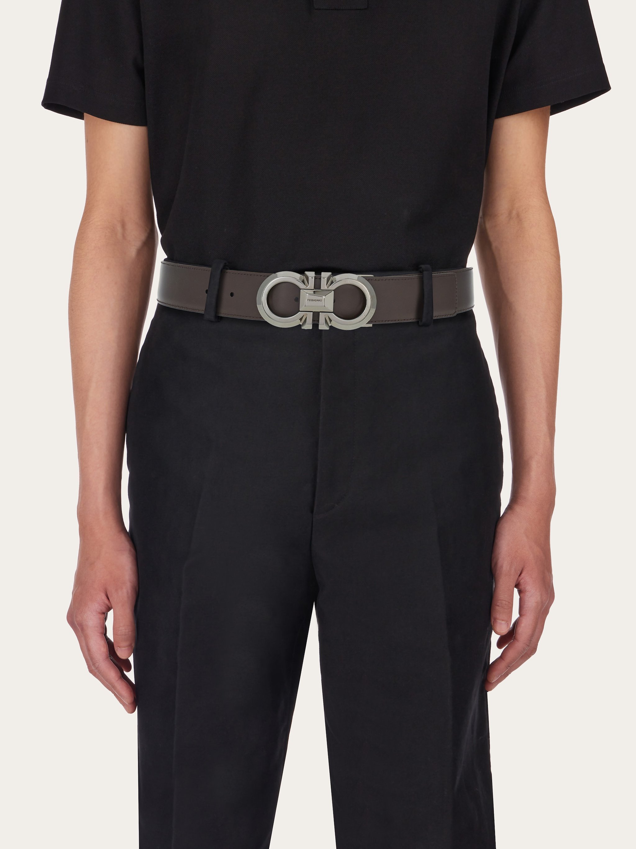 Ferragamo Reversible And Adjustable Gancini Belt In Black