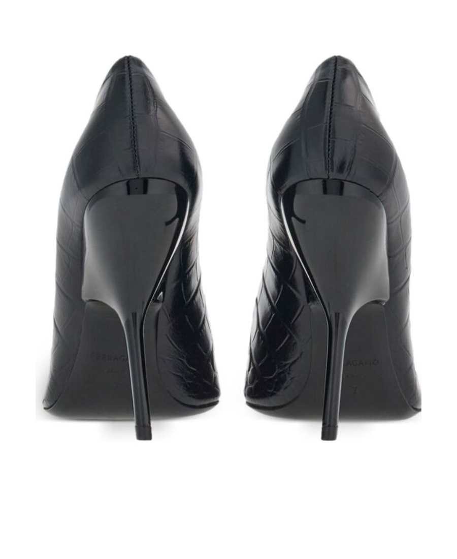 Ferragamo Eva 105mm Crocodile-embossed Pumps In Black