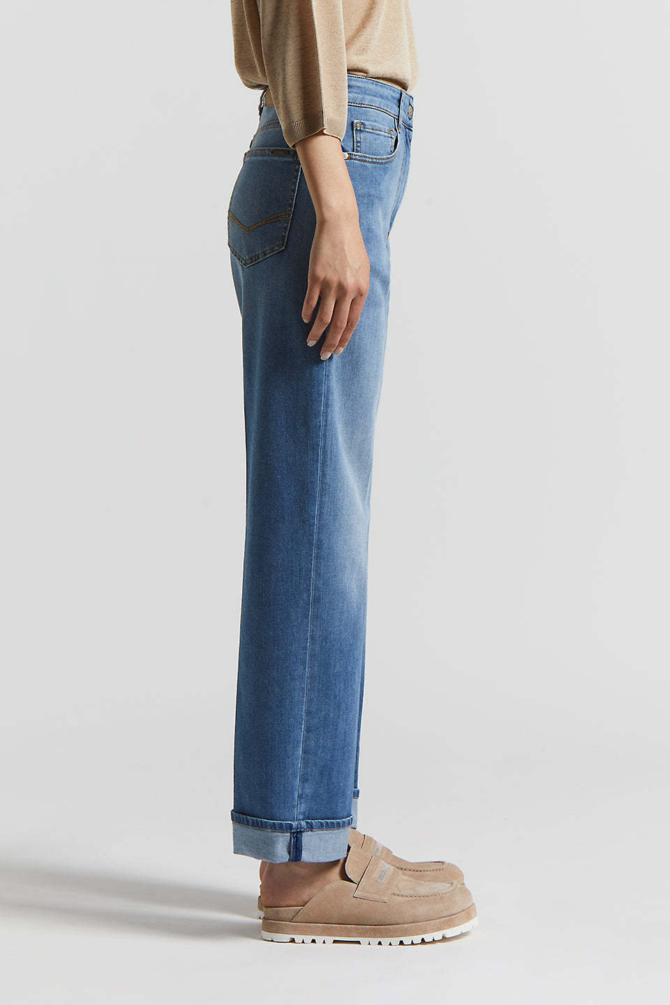 Peserico Comfort Light Denim Trousers In Blue