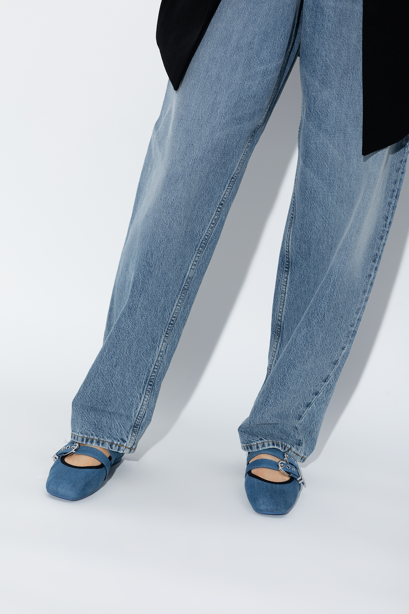 Stuart Weitzman Logo Flat Shoes In Blue