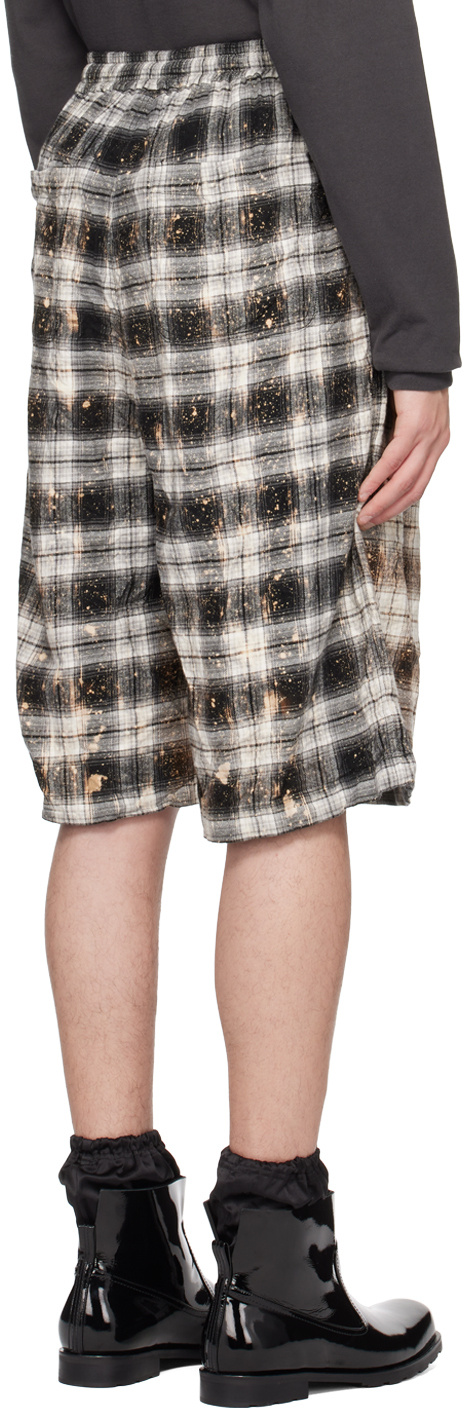 We11 Done Pleated Shorts In Multicolor