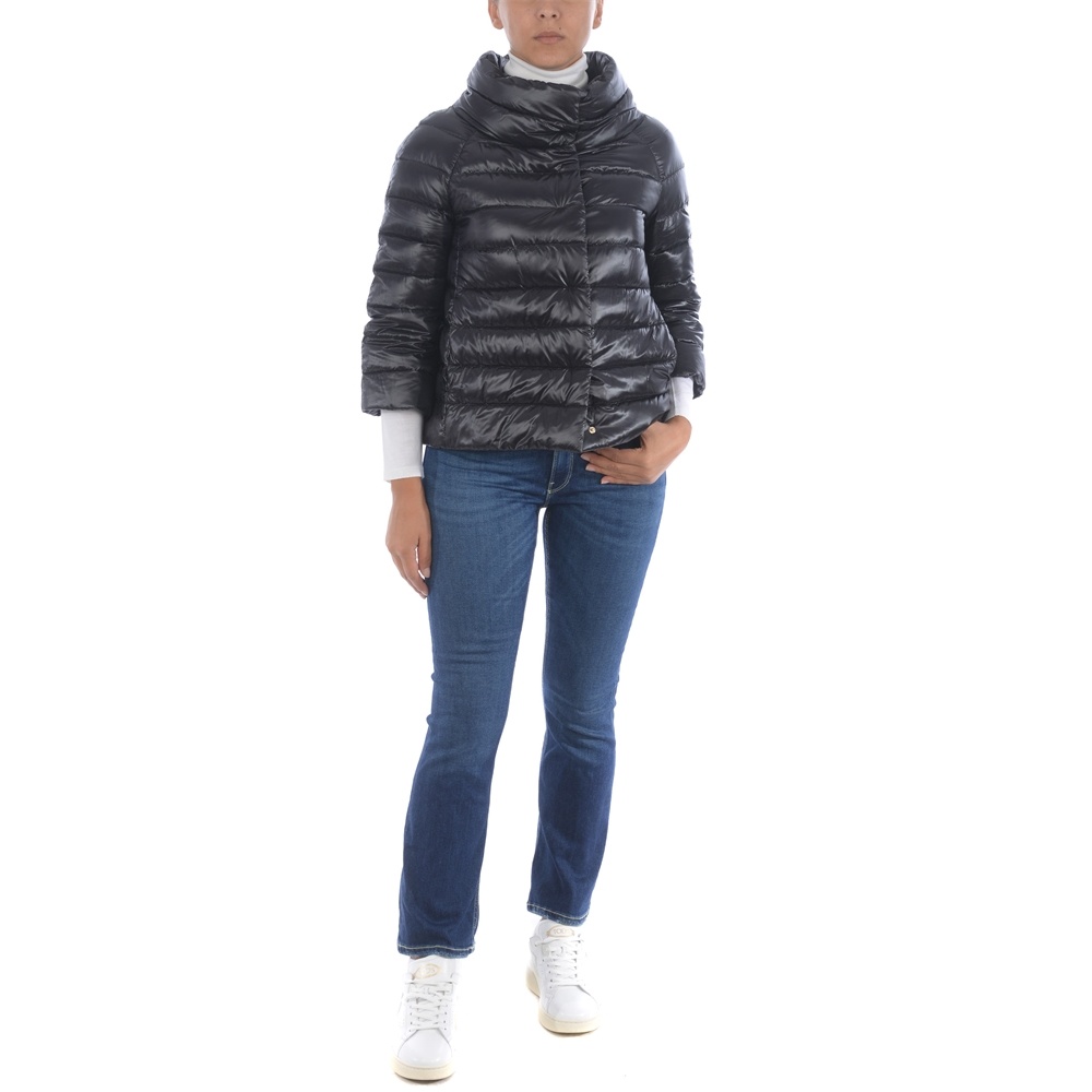 Herno Sofia Down Cape In Black