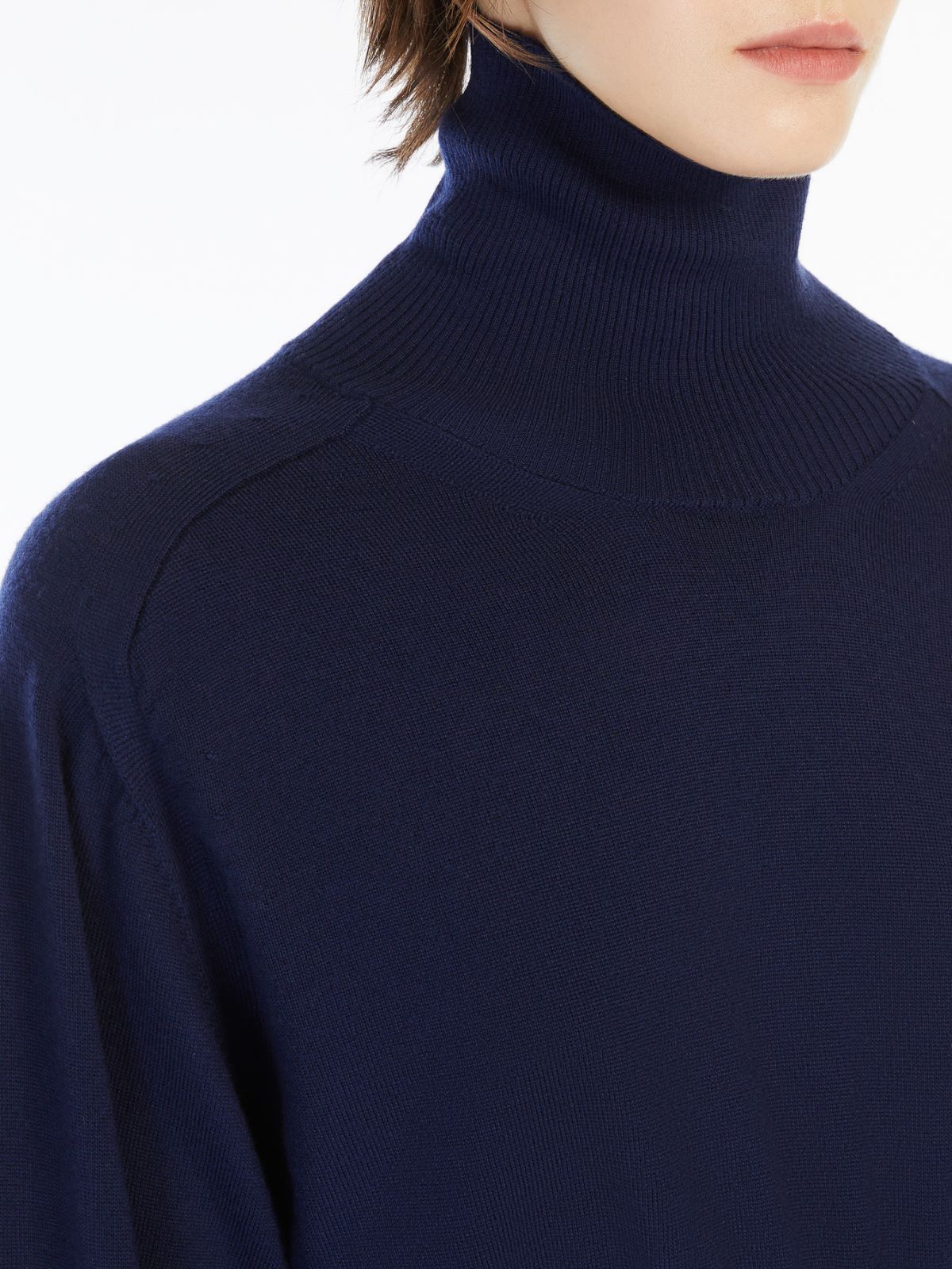 Sportmax Ululato Sweaters And Cardigans Blue In Black