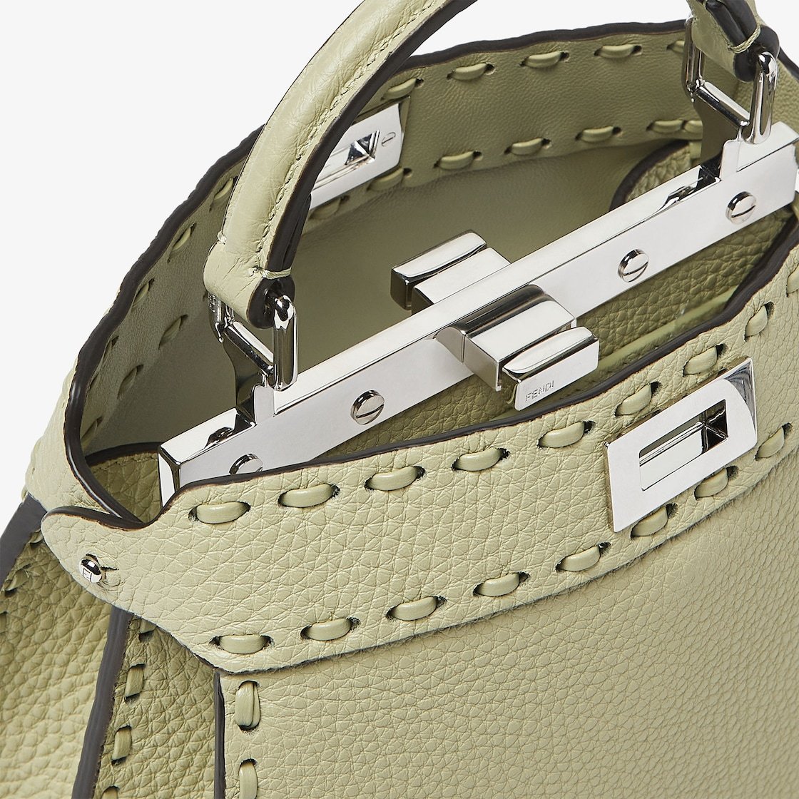 Fendi Peekaboo Shoulder Bag In Brown