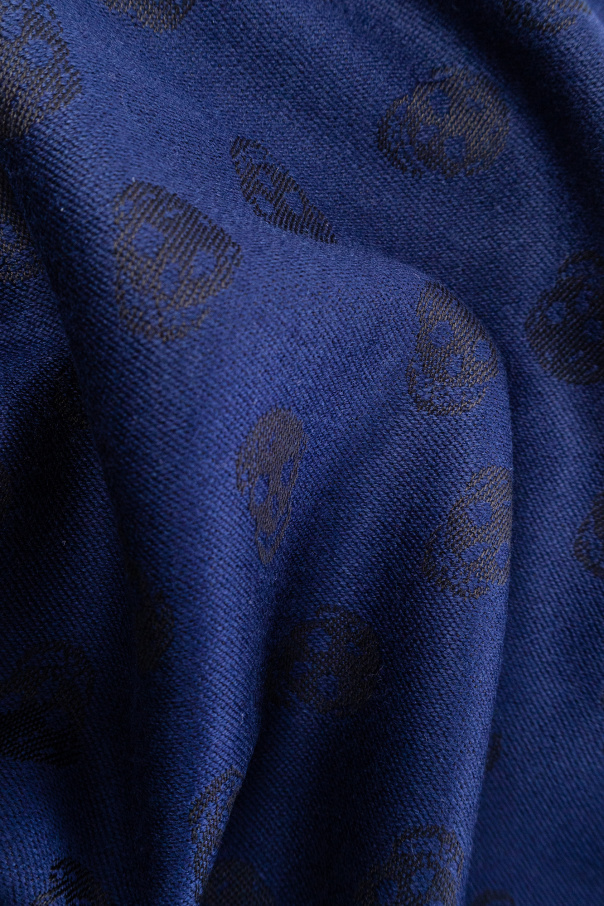 Alexander Mcqueen Skull-jacquard Fringed Scarf In Blue