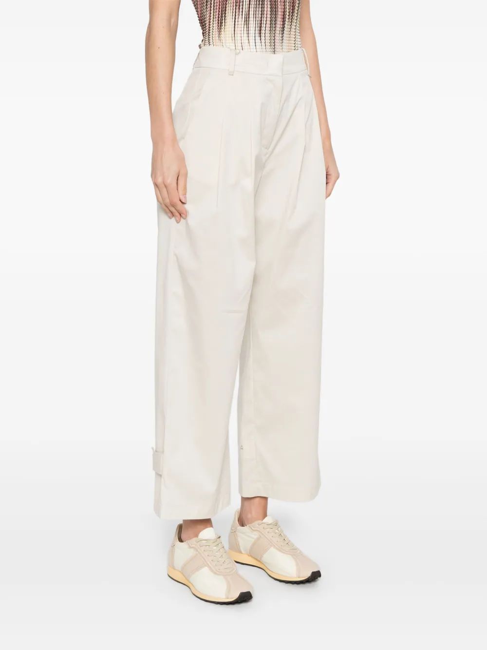 Herno Pleat-detailing Trousers In White