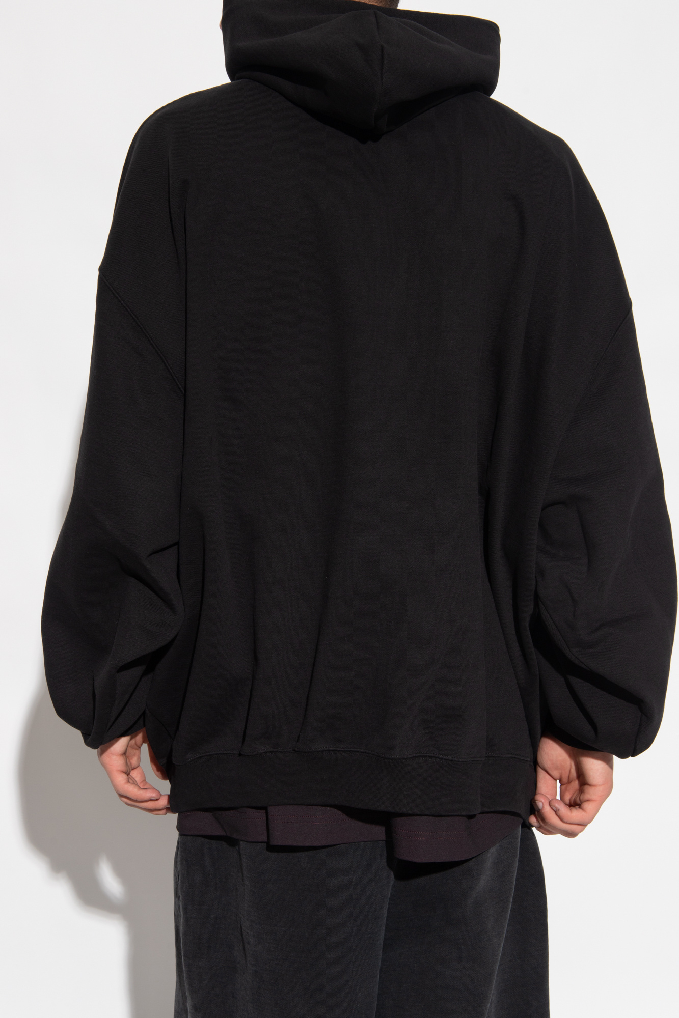 Vetements Rainbow Text-print Hoodie In Black