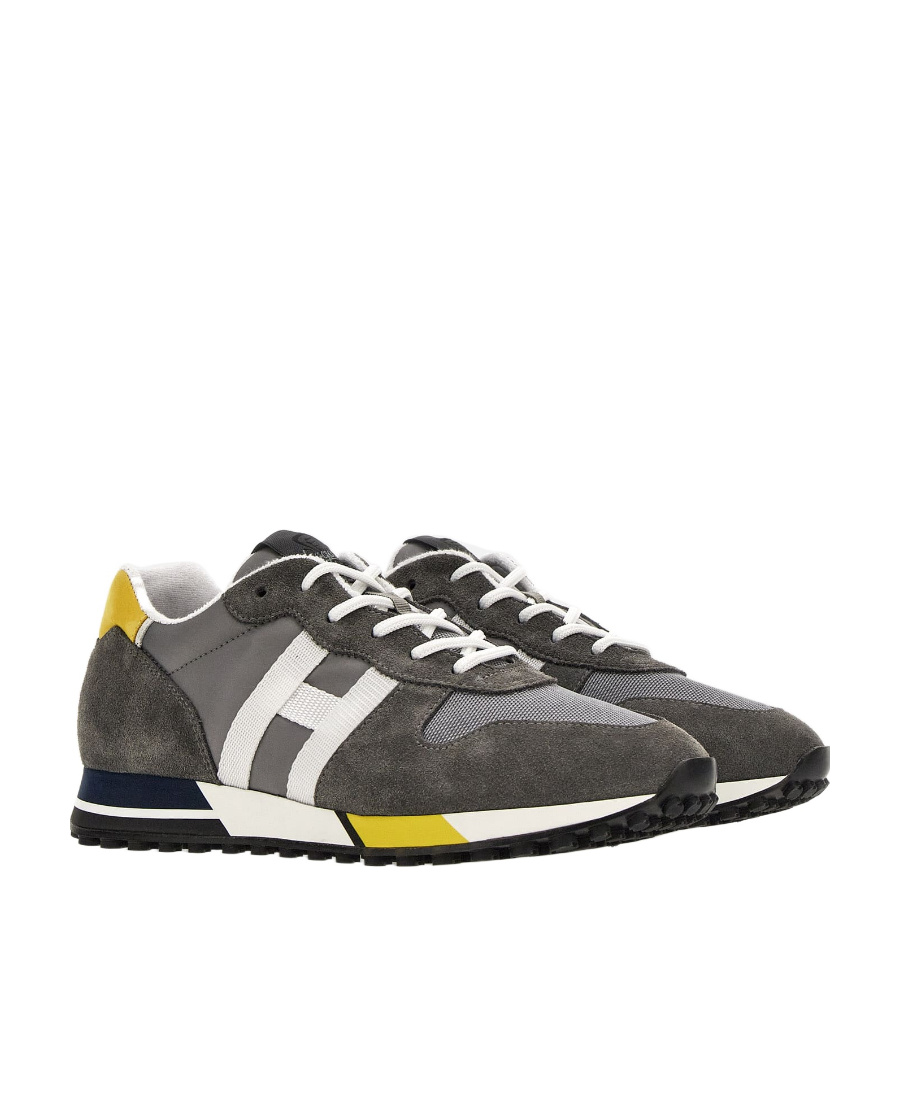 Hogan Logo-patch Low-top Sneakers In Black