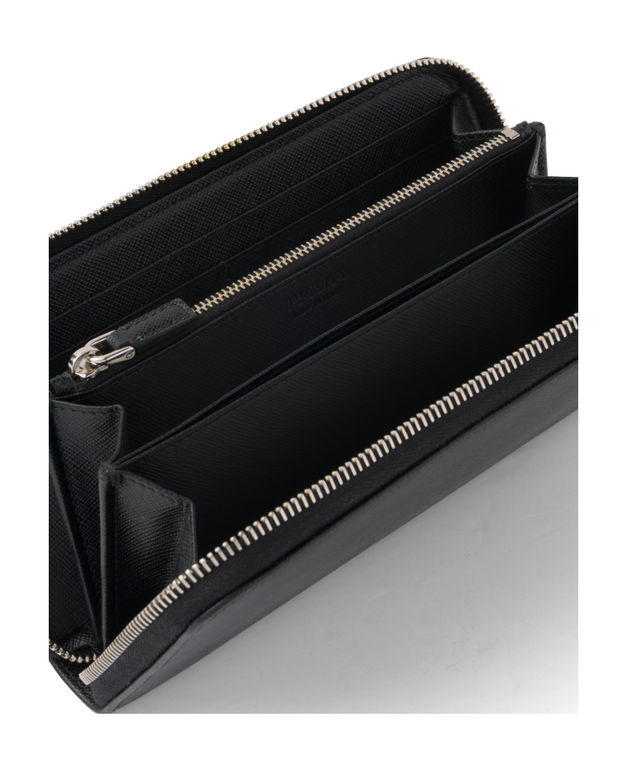 Prada Logo-plaque Zip-up Wallet In Black
