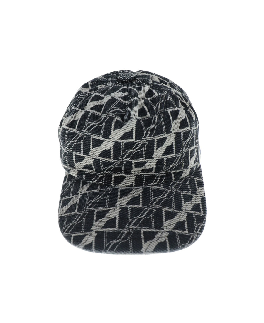 We11 Done Logo Baseball Hat In Black