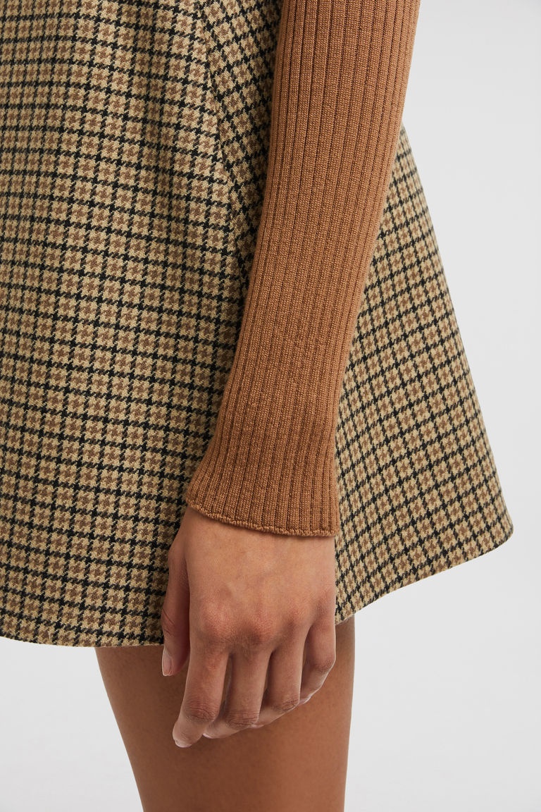 Moncler Houndstooth Plaid Mini Skirt In Multicolor