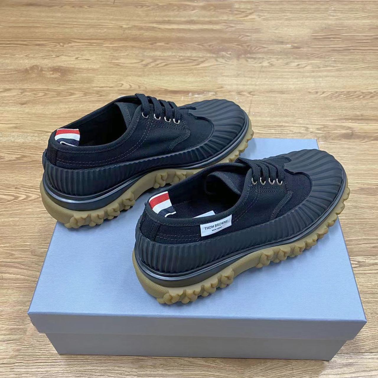 Thom Browne Molded-sole Lace-up Duck Shoes In Black