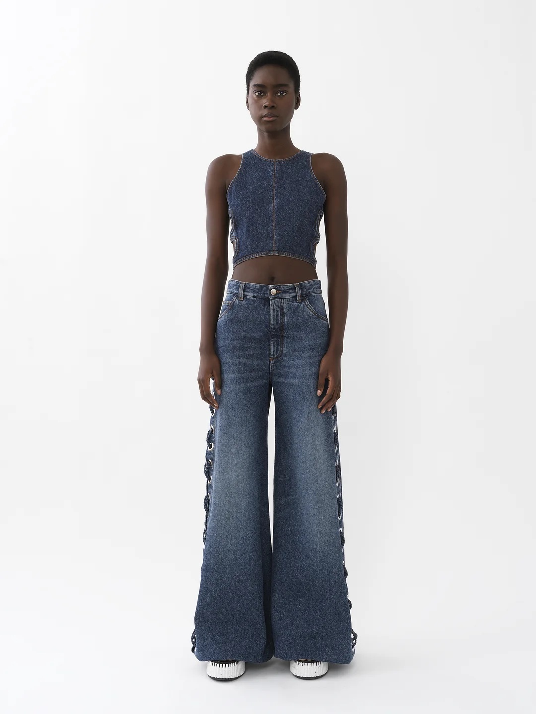 Chloé Wide-legged Jeans In Blue