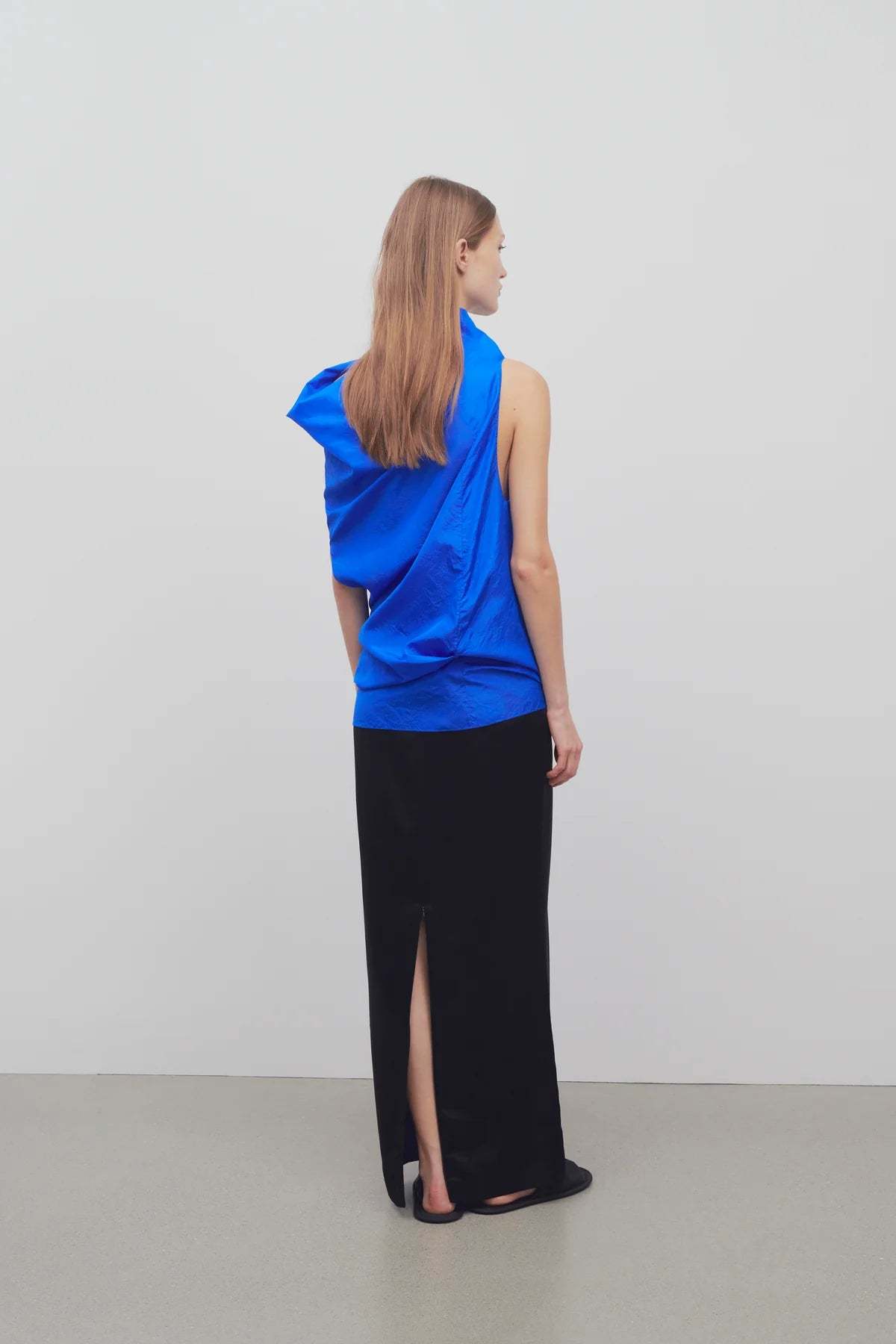 Shop The Row Bartelle Zipper Skirt In Black