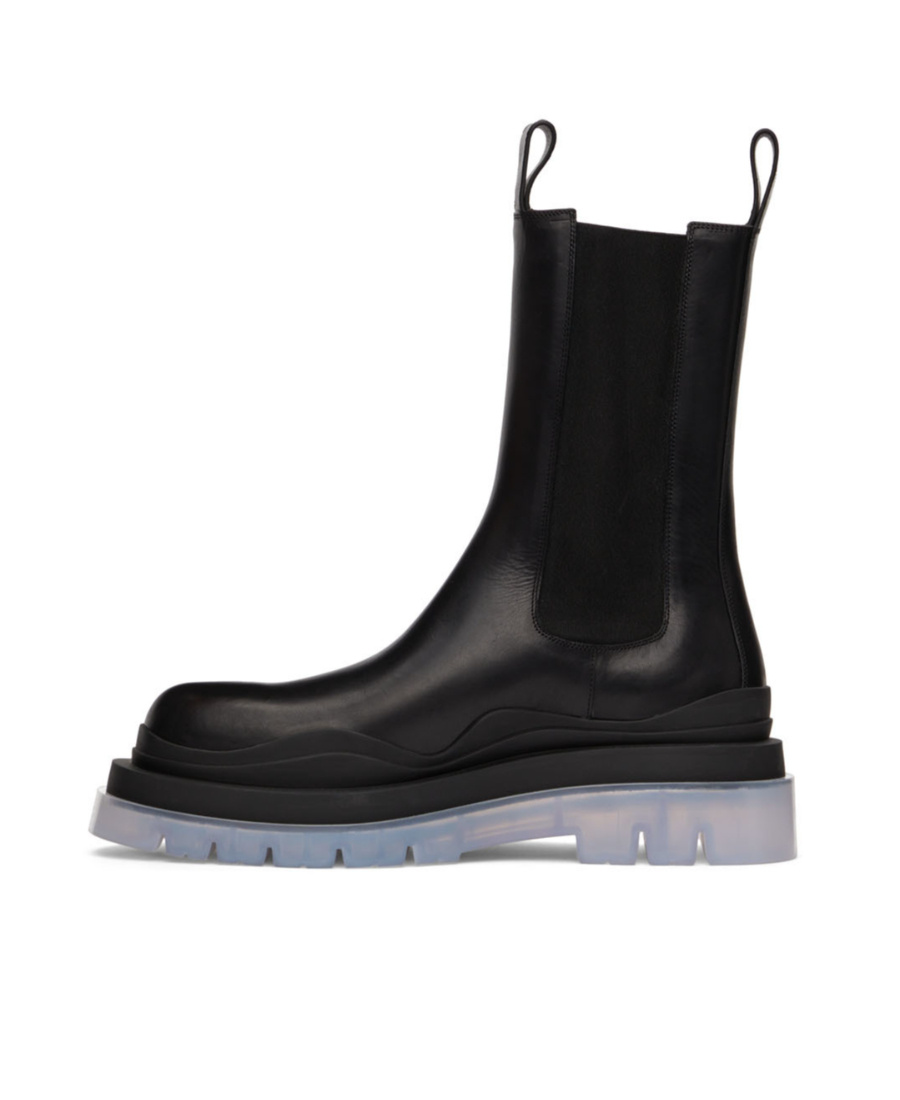Bottega Veneta Contrast-sole Leather Tire Boots In Black