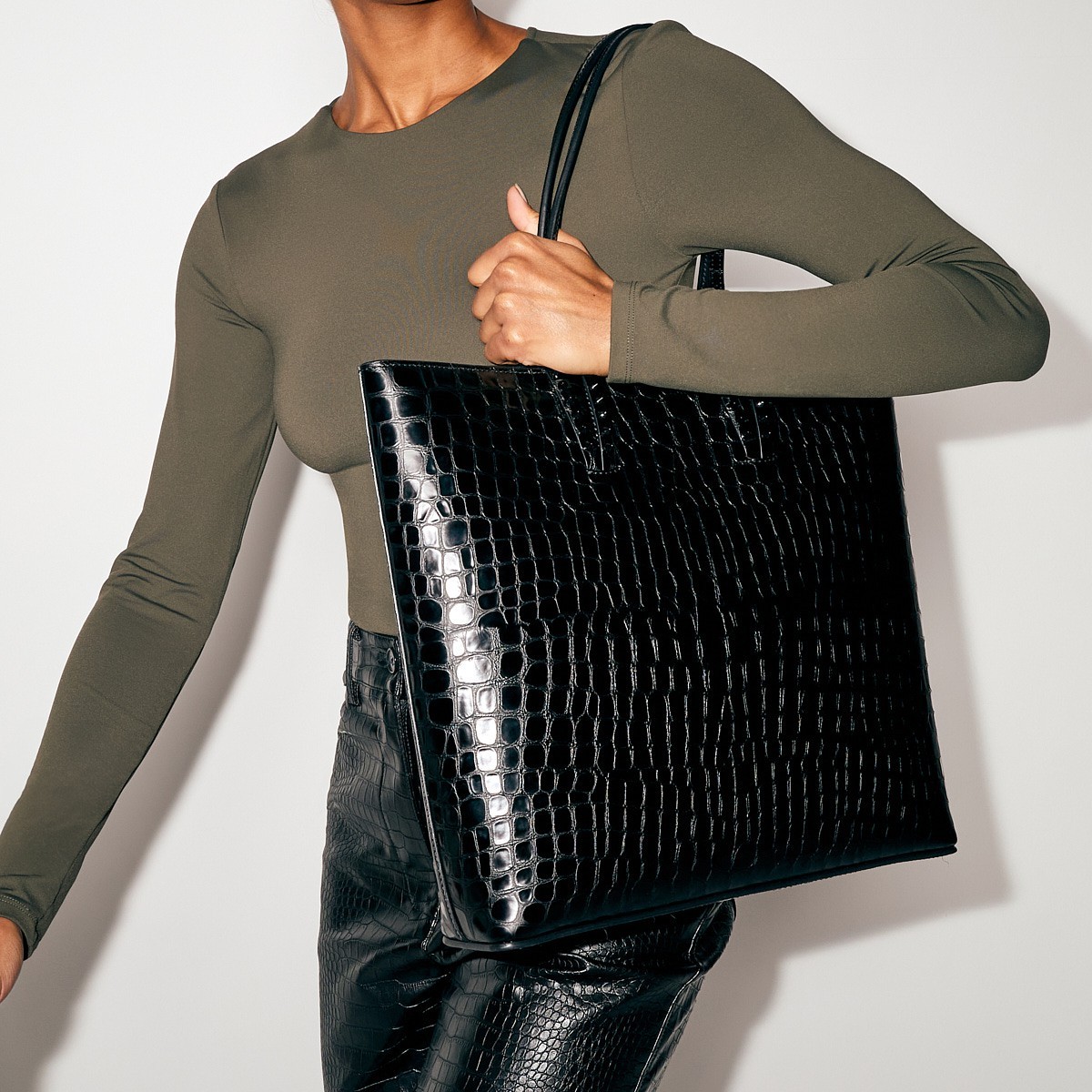 CHRISTIAN LOUBOUTIN CABATA TOTE BAG