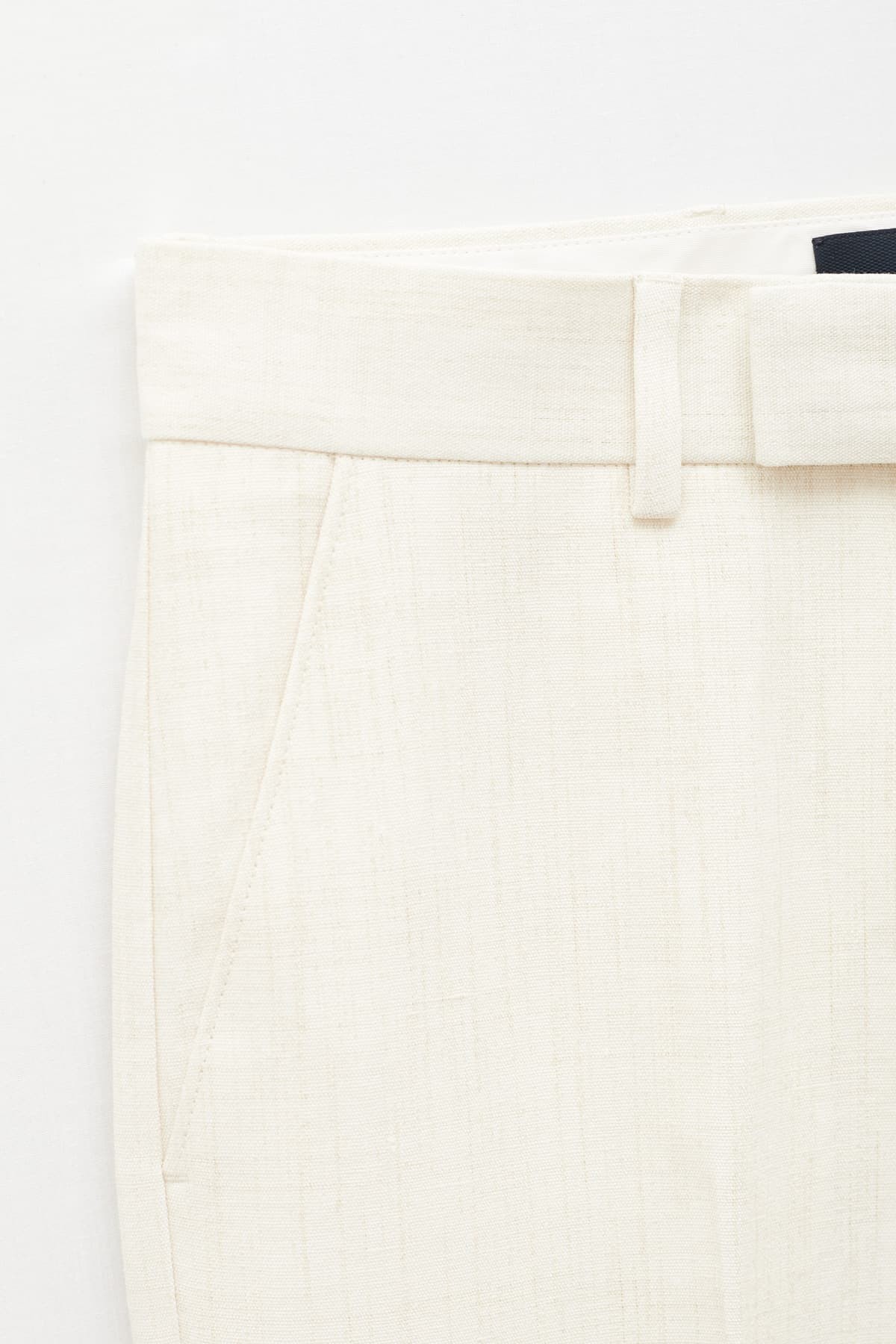 Jacquemus Le Pantalon Feijoa Trousers In White