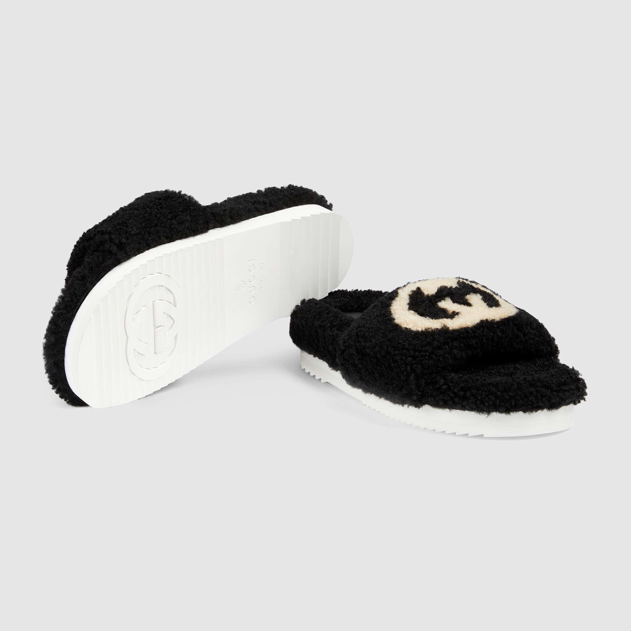 Gucci Interlocking G Shearling Slides In Black