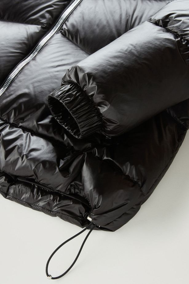 Woolrich Aliquippa Short Puffer Jacket In Black