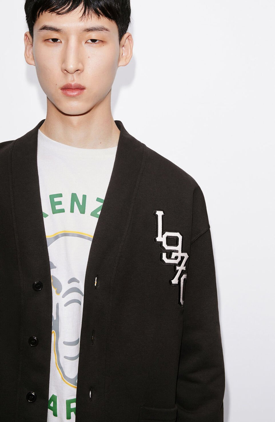 Kenzo Long-sleeved Knitted Cardigan In Black