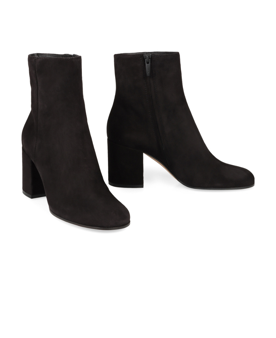 Gianvito Rossi Joelle Round Toe Block Heel Ankle Boots In Black