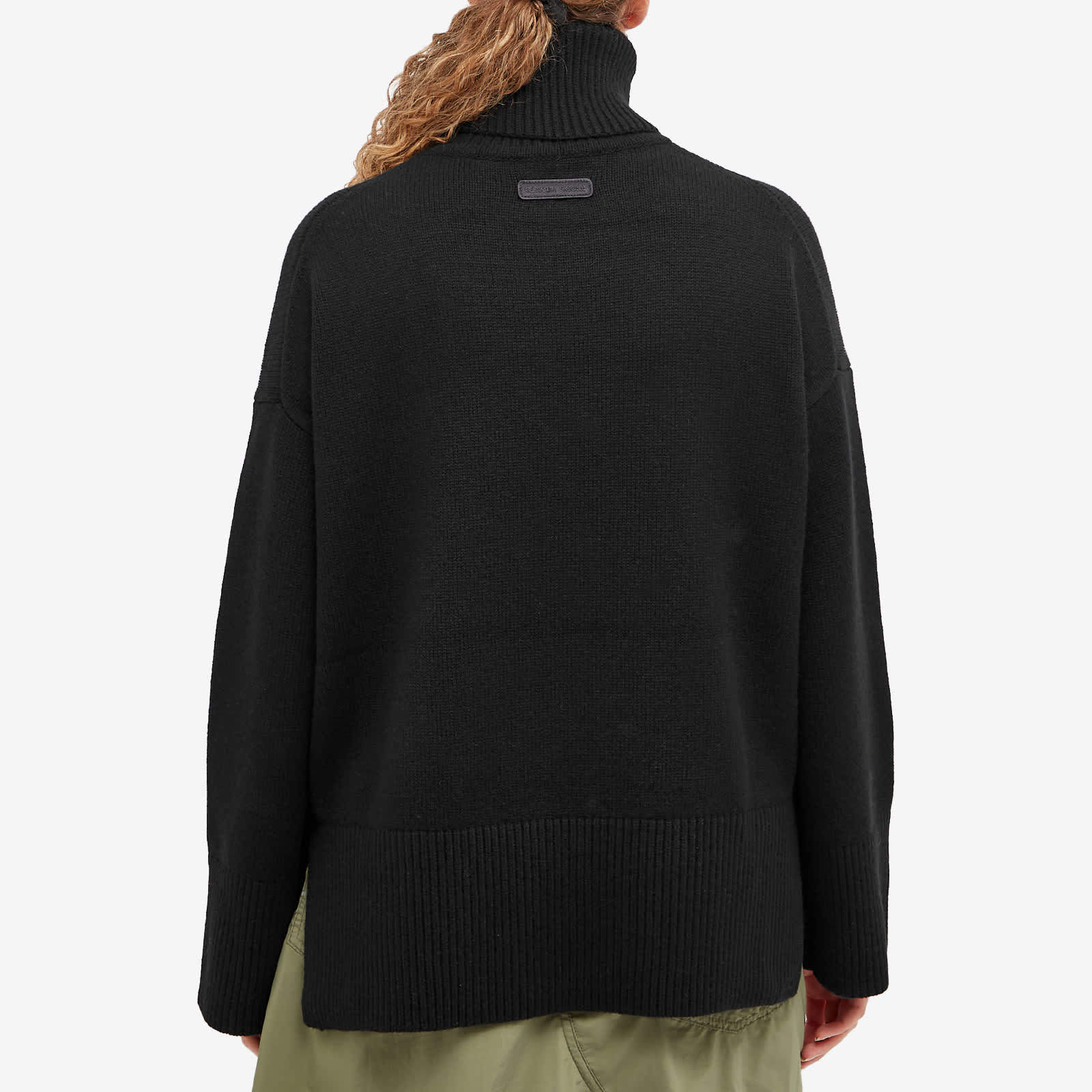 Canada Goose Oversized Knit Sweater Side Slits In Black